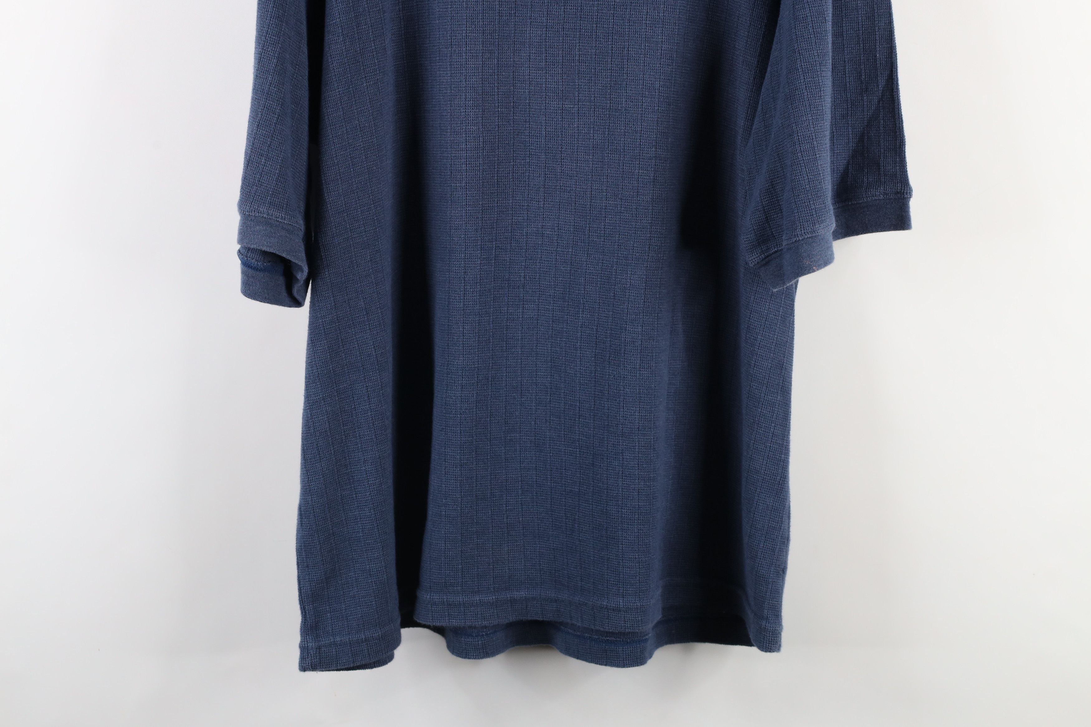Vintage Vintage 90s Streetwear Thermal Waffle Knit Henley T-Shirt Size US L / EU 52-54 / 3 - 8 Thumbnail