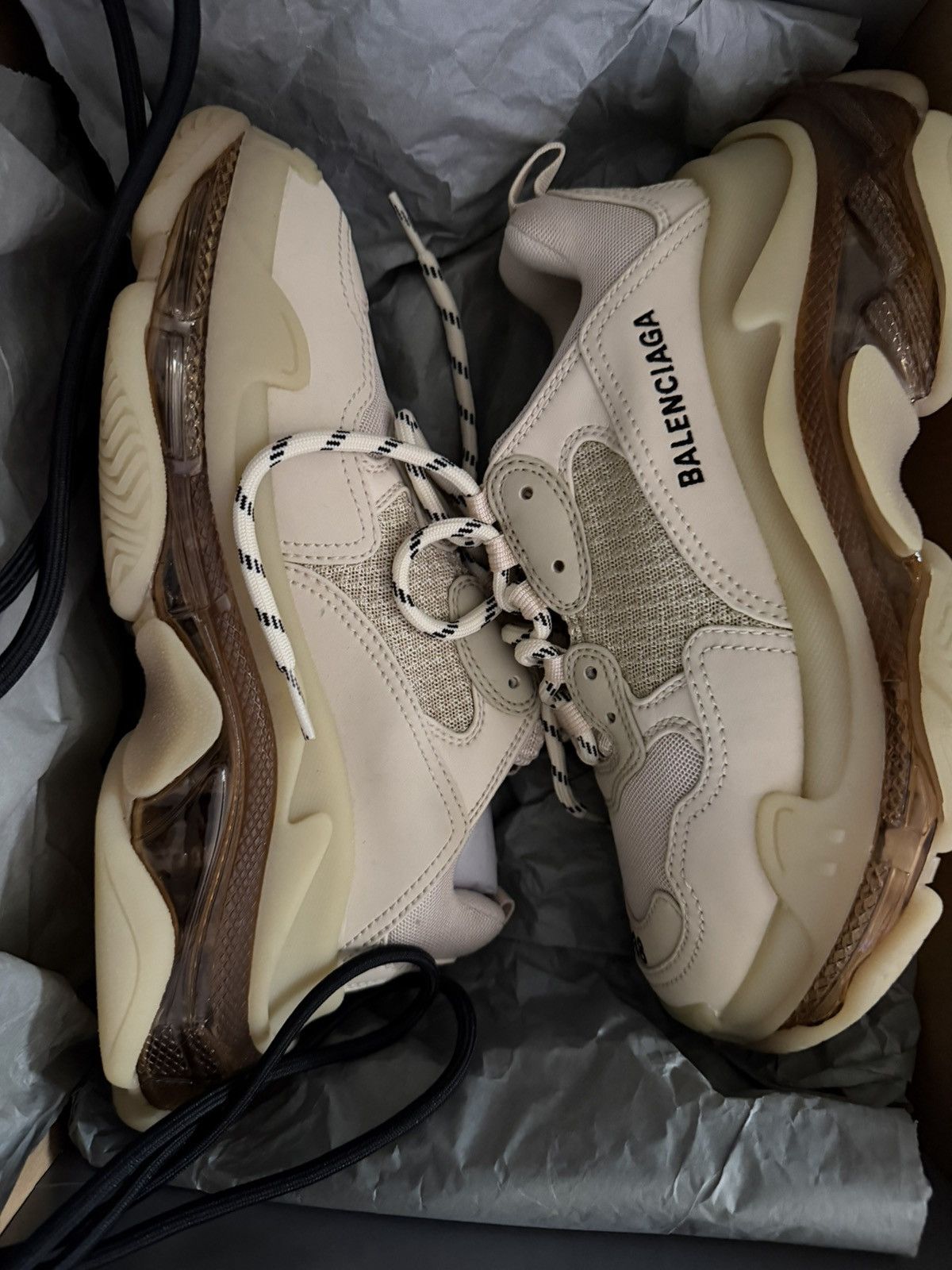 Balenciaga Triple S Beige Size US 8 / IT 38 - 1 Thumbnail