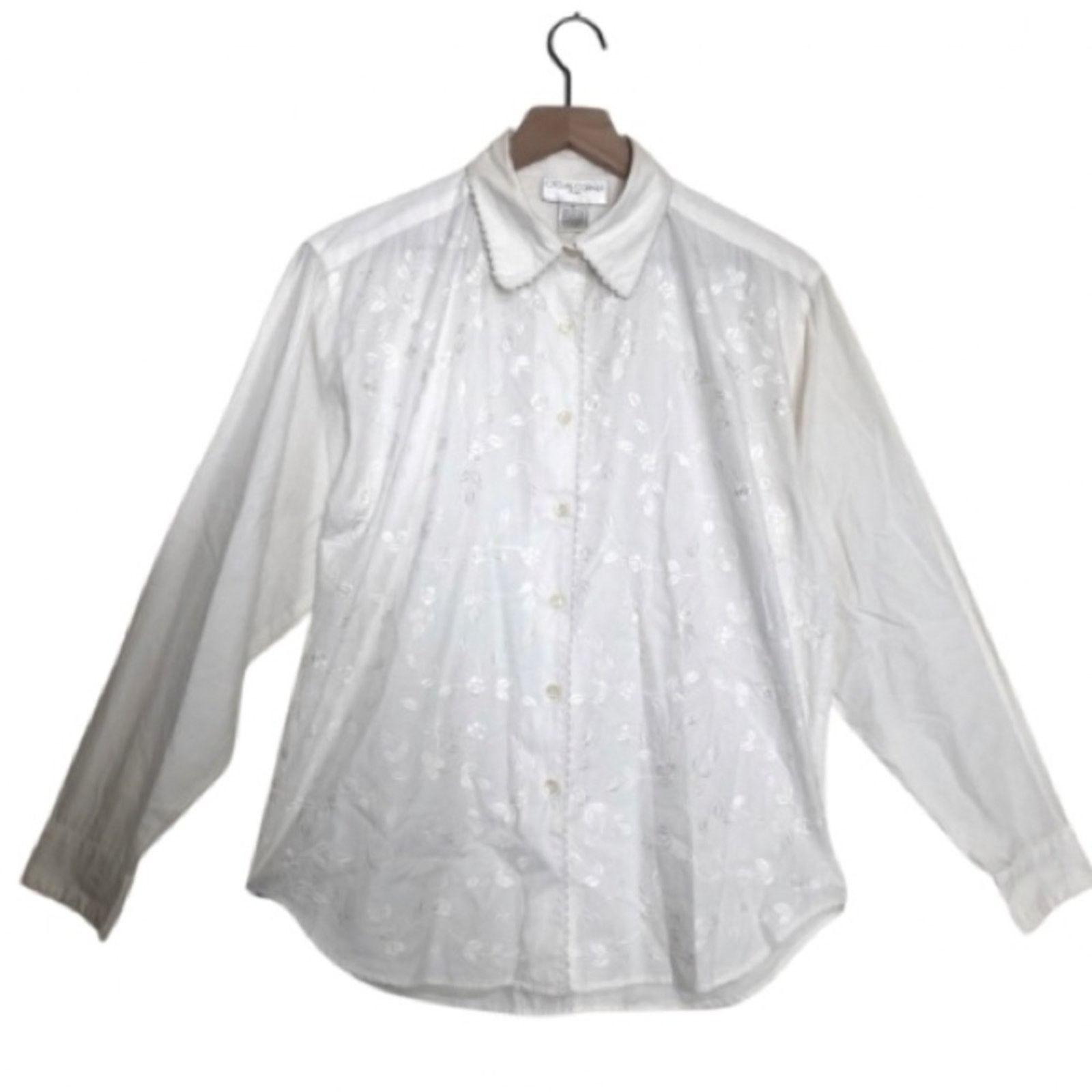 Other Casual Corner & Co White Embroidered Scalloped Shirt Top Size M / US 6-8 / IT 42-44 - 1 Thumbnail