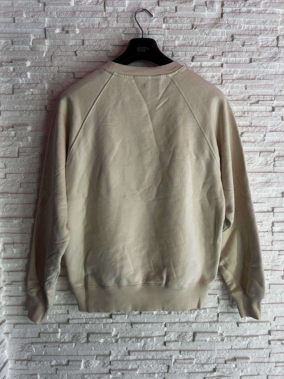 AMI AMI Paris Ami de Coeur Patch Sweatshirt Beige Size M Size US M / EU 48-50 / 2 - 5 Thumbnail