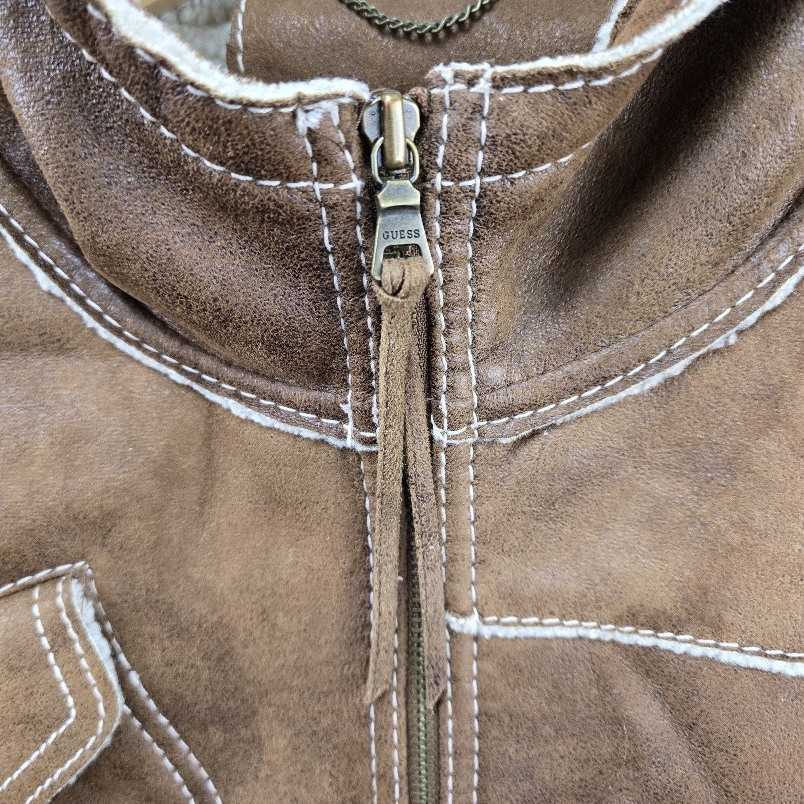 Guess Vintage Guess Jacket Womens Large Faux Suede Sherpa Leather Size L / US 10 / IT 46 - 4 Thumbnail