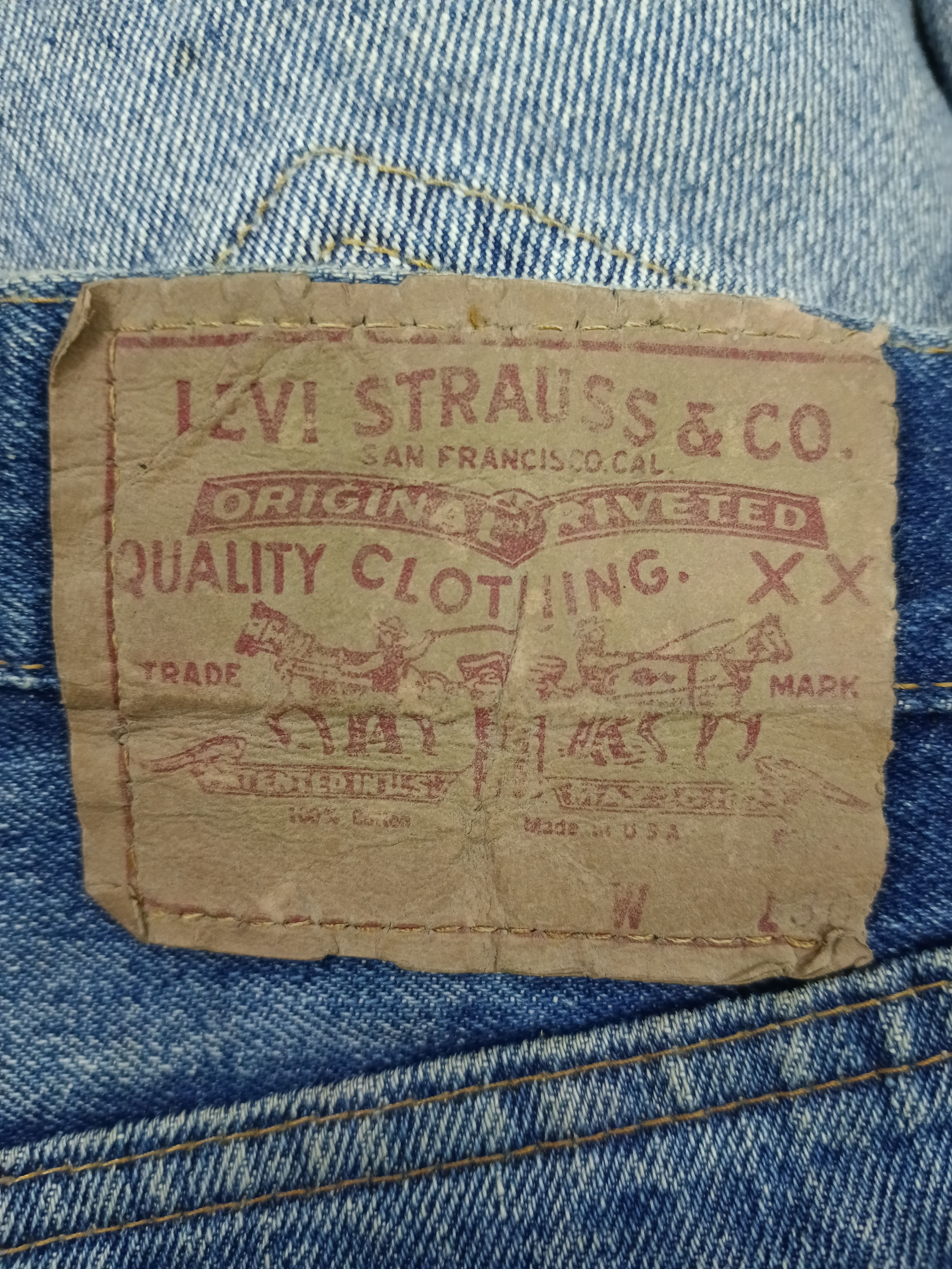 Levi's TRUE VINTAGE COLLECTOR ITEM RARE SIZE 70s 501 SELVEDGE Size US 44 / EU 60 - 15 Thumbnail