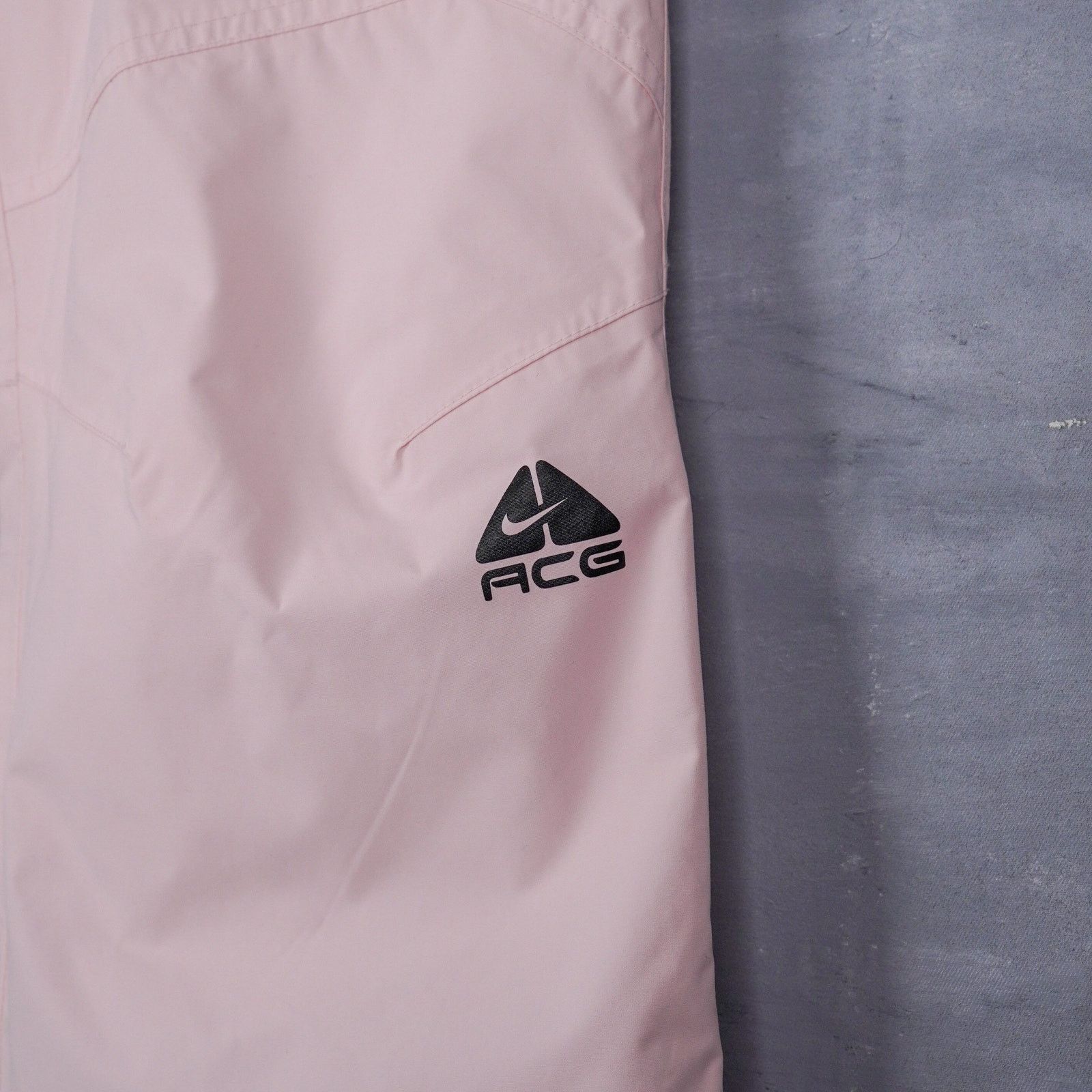 Nike ACG Nike acg light pink tech snow outer layer trousers pants Size 30" / US 8 / IT 44 - 8 Thumbnail
