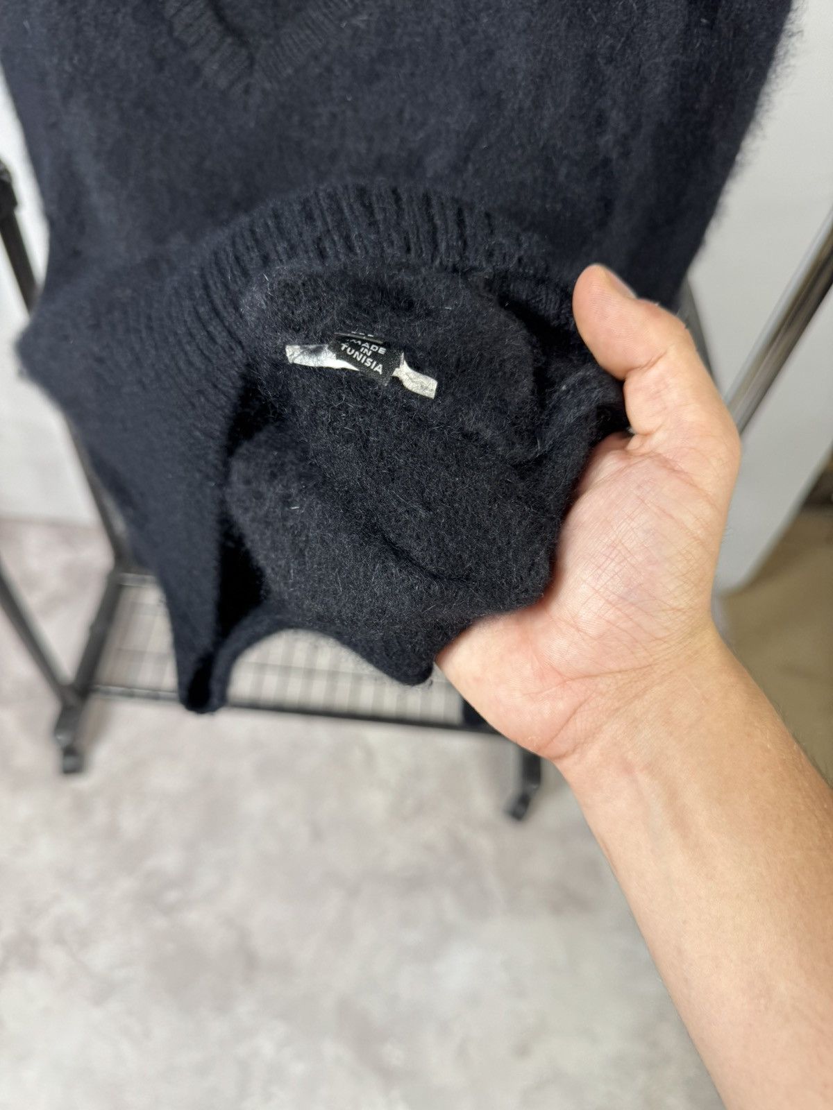 Dolce & Gabbana Vintage Dolce Gabbana Mohair V-Neck Sweater Size M / US 6-8 / IT 42-44 - 7 Thumbnail