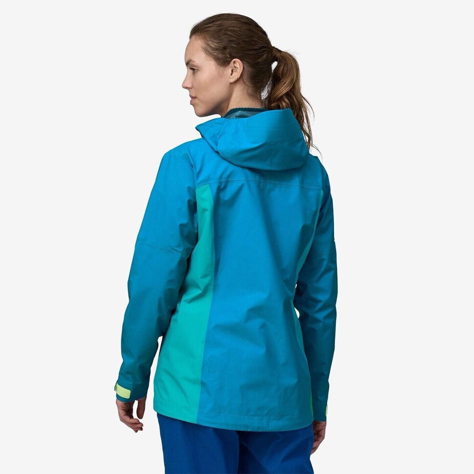 Patagonia $240 PATAGONIA wmns waterproof jacket Size S / US 4 / IT 40 - 2 Thumbnail