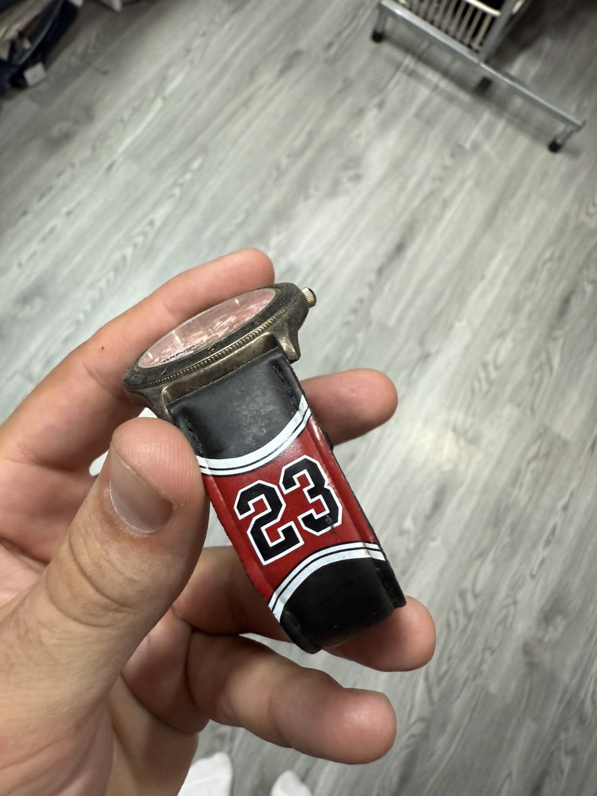 Nike 90’s 23 NIKE JORDAN RARE LOGO VINTAGE WATCH Size ONE SIZE - 2 Thumbnail