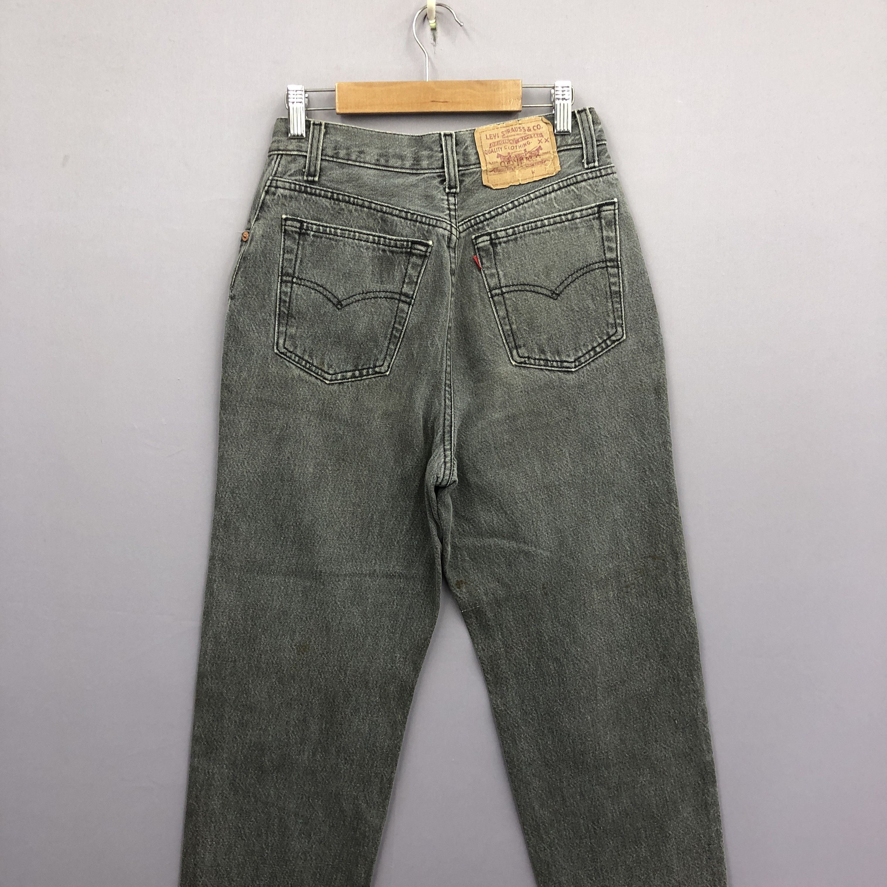 Levi's Vintage Levis 501 Faded Black Jeans Levi's Ash Gray Denim Size 24" / US 00 / IT 34 - 3 Thumbnail
