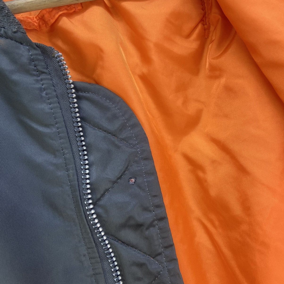 Alpha Industries Vintage Alpha Industries USAF Flight Bomber MA-1 Jacket Size US L / EU 52-54 / 3 - 19 Thumbnail