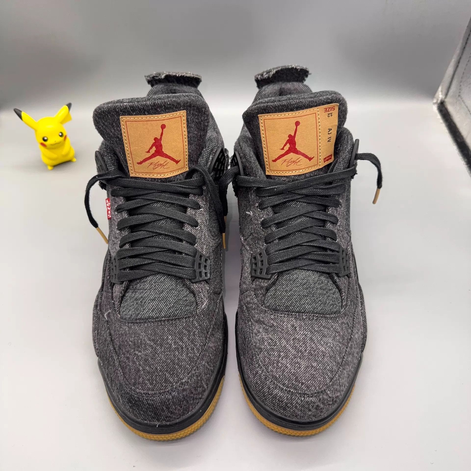 Nike Jordan 4 Levi's AO2571-001 46 Like New, Lightly Worn, No Box Size US 13 / EU 46 - 2 Thumbnail