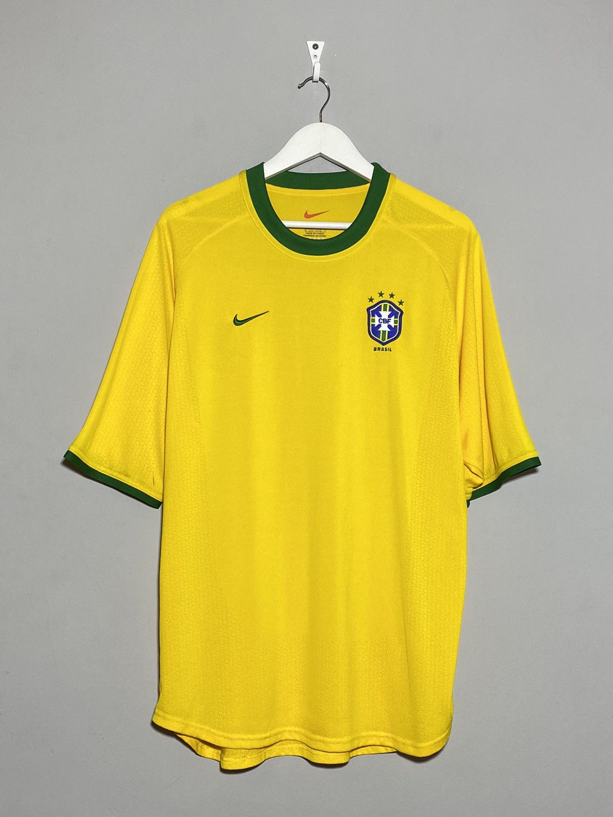 Nike × Vintage Vintage Nike Brazil National Team 2000 Home Football Shirt Size US L / EU 52-54 / 3 - 1 Thumbnail