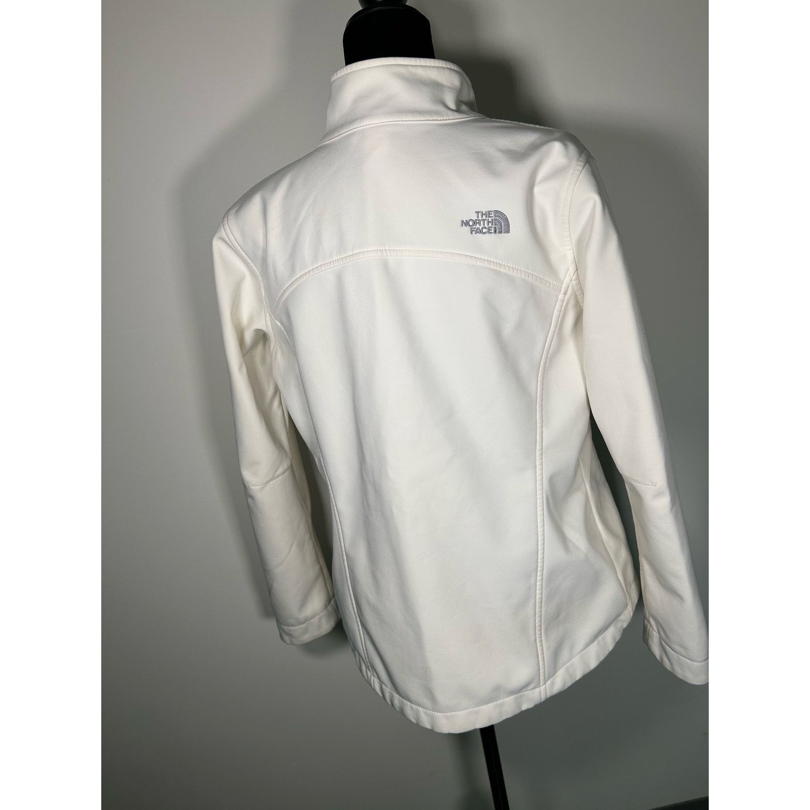 The North Face The North Face Women’s Jacket L Ivory Windproof Size L / US 10 / IT 46 - 8 Thumbnail
