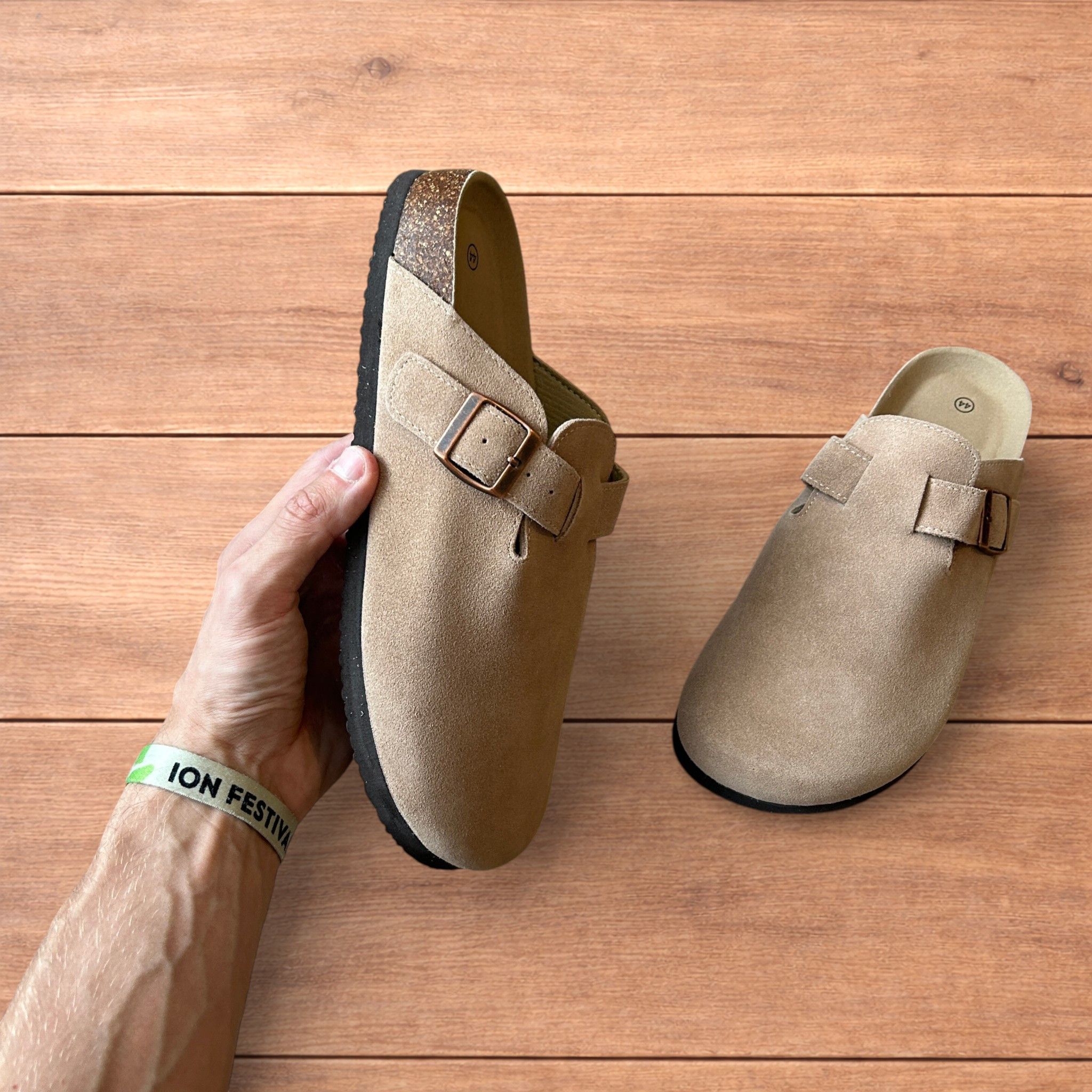Japanese Brand Lovely suede mules clogs shoes in beige/cream. Size US 11 / EU 44 - 4 Thumbnail
