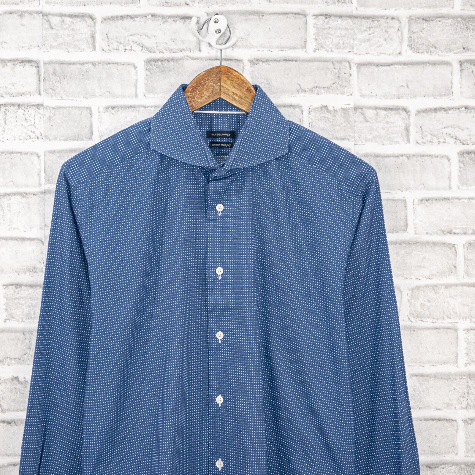 Suitsupply SUITSUPPLY Spread Collar Dress Shirt in Blue mini Polka dot Size US M / EU 48-50 / 2 - 2 Thumbnail