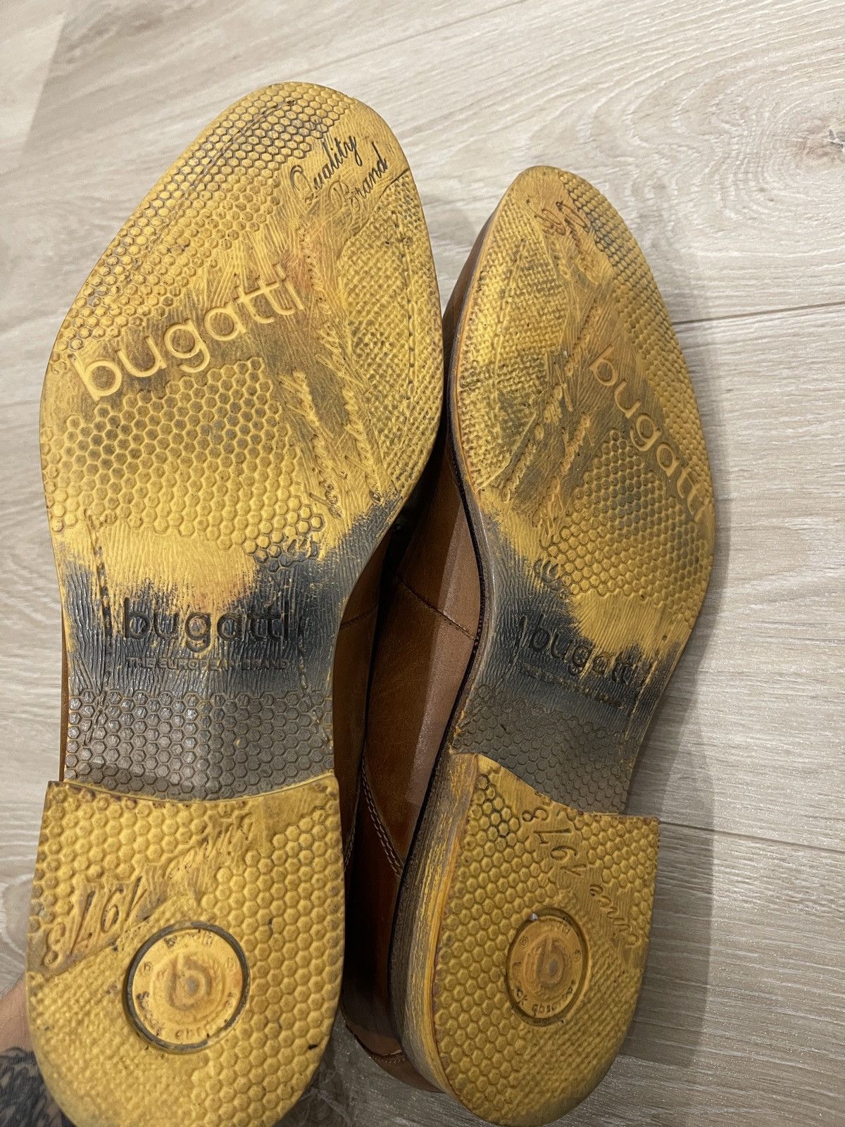 Bugatti Bugatti shoes mens leather brown rare 44 euro 10 usa Size US 10 / EU 43 - 5 Thumbnail