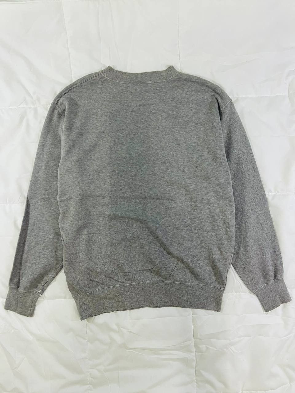 Nike × Vintage Vintage Y2K Nike Small Swoosh Logo Thrashed Sweatshirt Size US L / EU 52-54 / 3 - 15 Thumbnail
