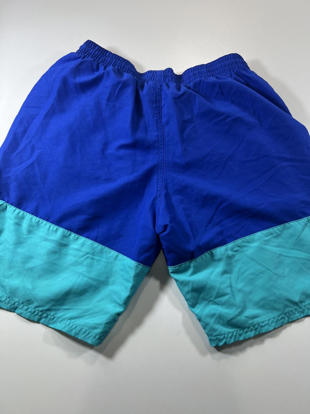 Nike Nike Men's Blue and Turquoise Colourblock Athletic Shorts Size US 34 / EU 50 - 9 Thumbnail