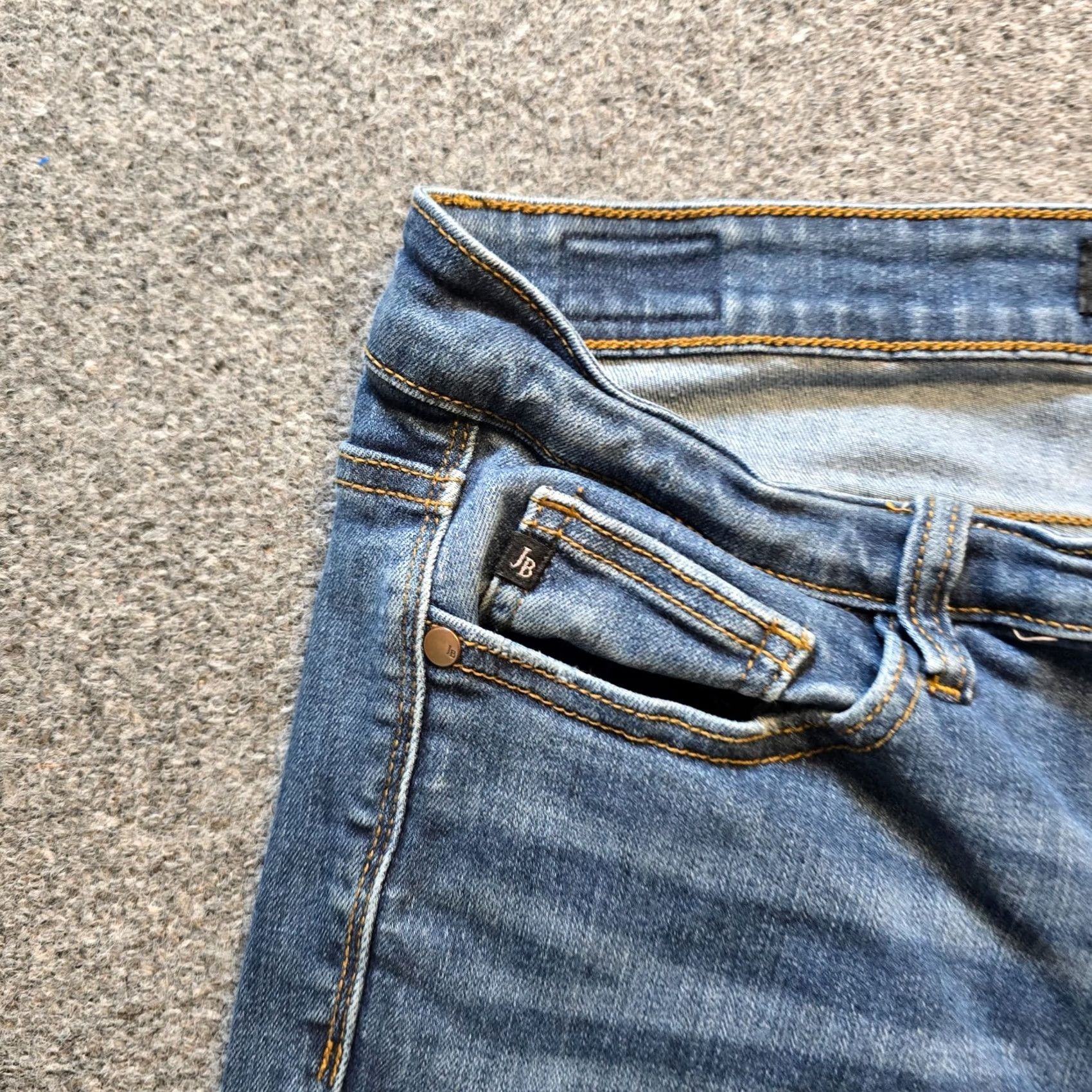 Denime Judy Blue Jeans Women Size 30 Blue Relaxed Crop Jeans 5-Pocket Denim Cotton Polyester Spandex Mid Rise Cropped Stretch Size 30" / US 8 / IT 44 - 3 Thumbnail