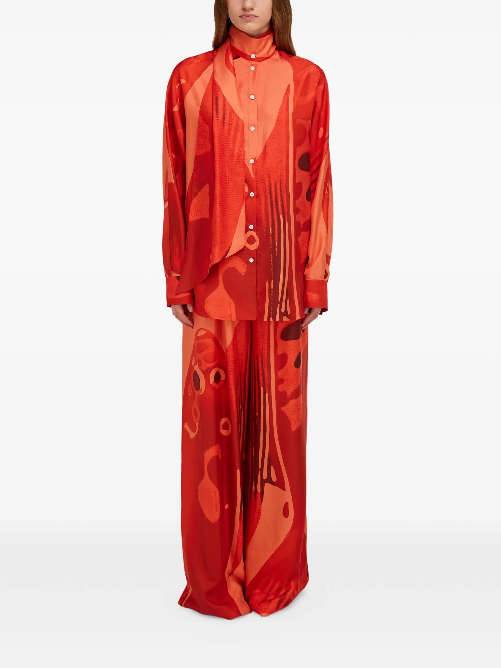 Salvatore Ferragamo o1s1rm0426 Sash-detail Silk Shirt in Red Size L / US 10 / IT 46 - 3 Thumbnail