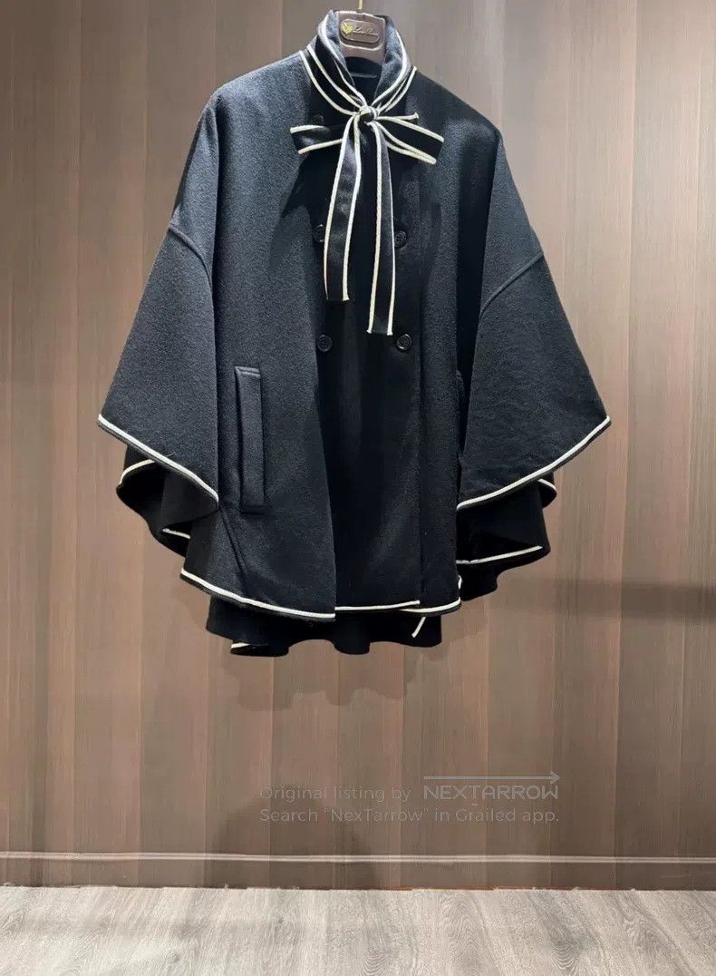 Valentino Valentino Wool cape coat Size M / US 6-8 / IT 42-44 - 2 Thumbnail