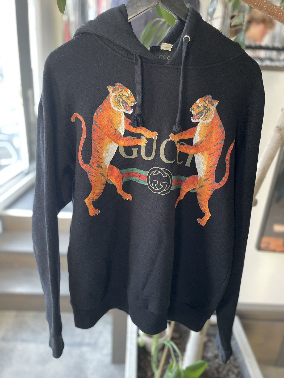 Gucci Gucci Tiger Print Hoodie Size US S / EU 44-46 / 1 - 1 Thumbnail
