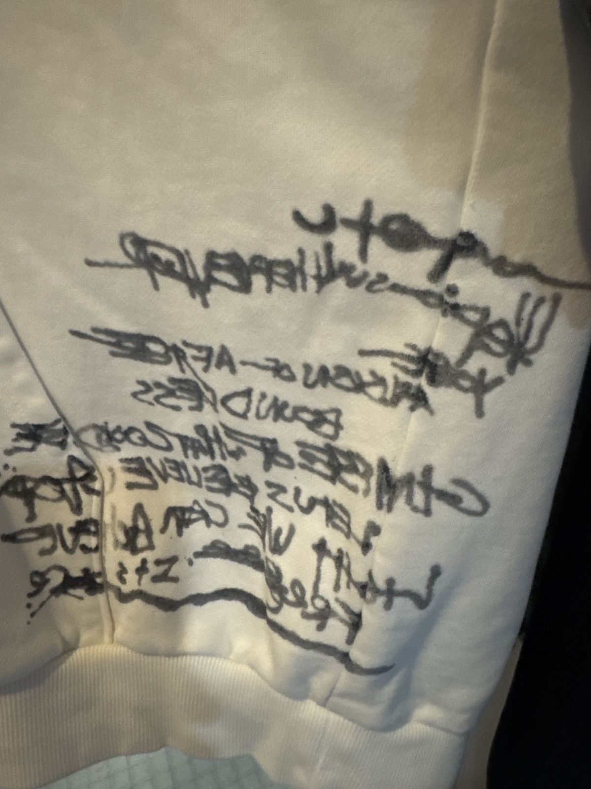 Travis Scott Brand new Authentic Travis Scott Utopia Europe Hoodie XL Size US XL / EU 56 / 4 - 4 Thumbnail