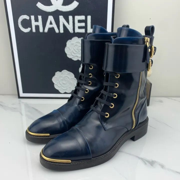Louis Vuitton Louis Vuitton Navy Lace-Up Ankle Boots 0079 Size US 6 / IT 36 - 1 Thumbnail