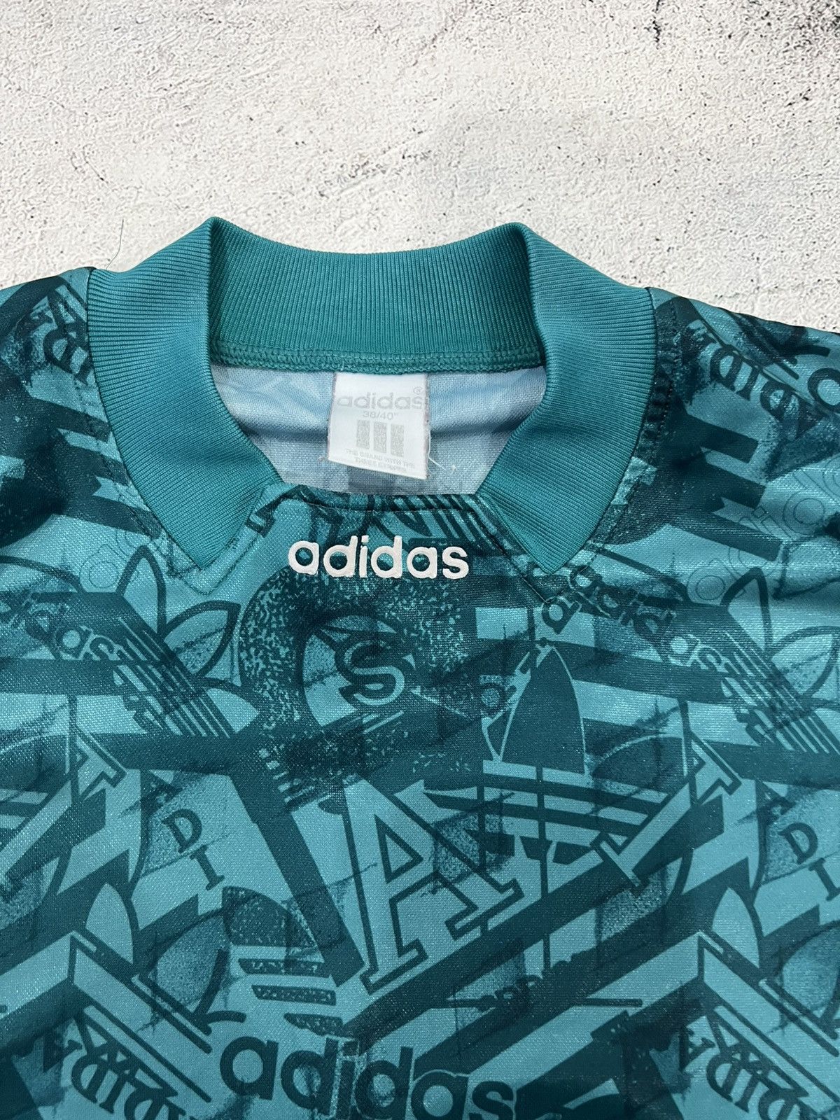 Adidas × Vintage 🩸RARE🩸Adidas Y2K Vintage Big Logo T shirt Size US L / EU 52-54 / 3 - 5 Thumbnail