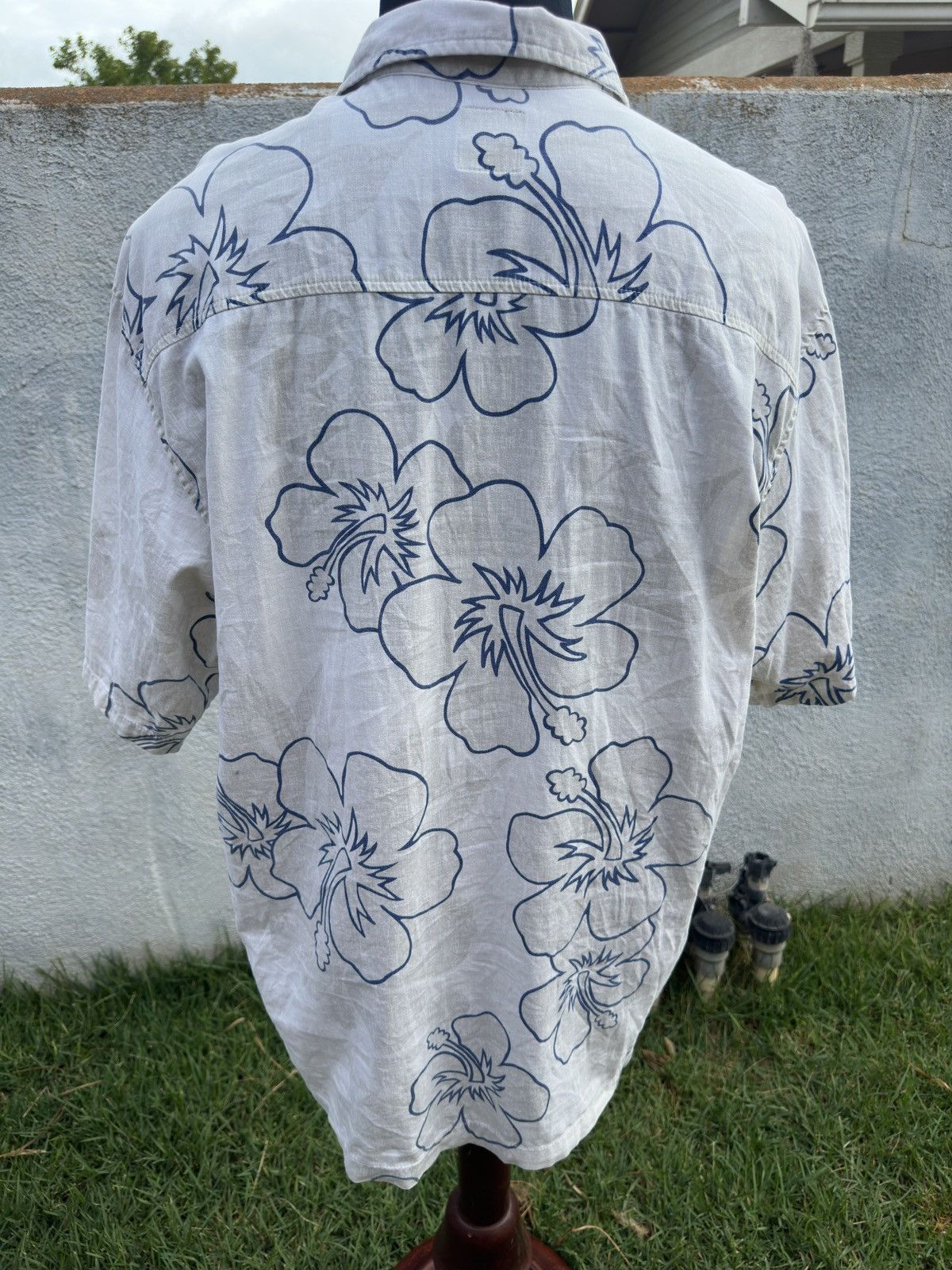 Quiksilver PreOwned Quiksilver Beige Hawaiian Print Men's XL Size US XL / EU 56 / 4 - 2 Thumbnail