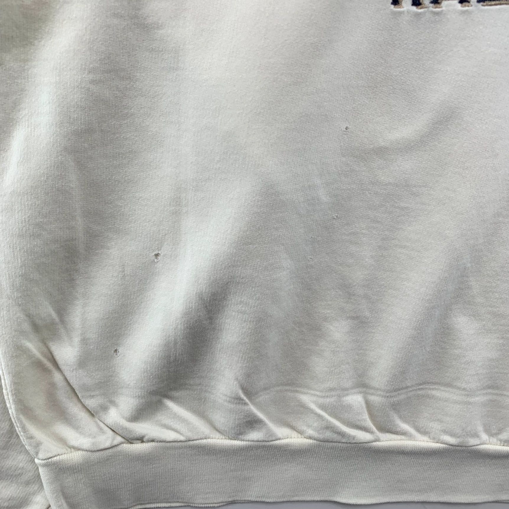 Ralph Lauren VINTAGE Ralph Lauren Chaps Sweatshirt Mens Large White Flag Embroidered 90s Crew Neck Cotton Fleece All Seasons Pullover World New Title Size US L / EU 52-54 / 3 - 6 Thumbnail