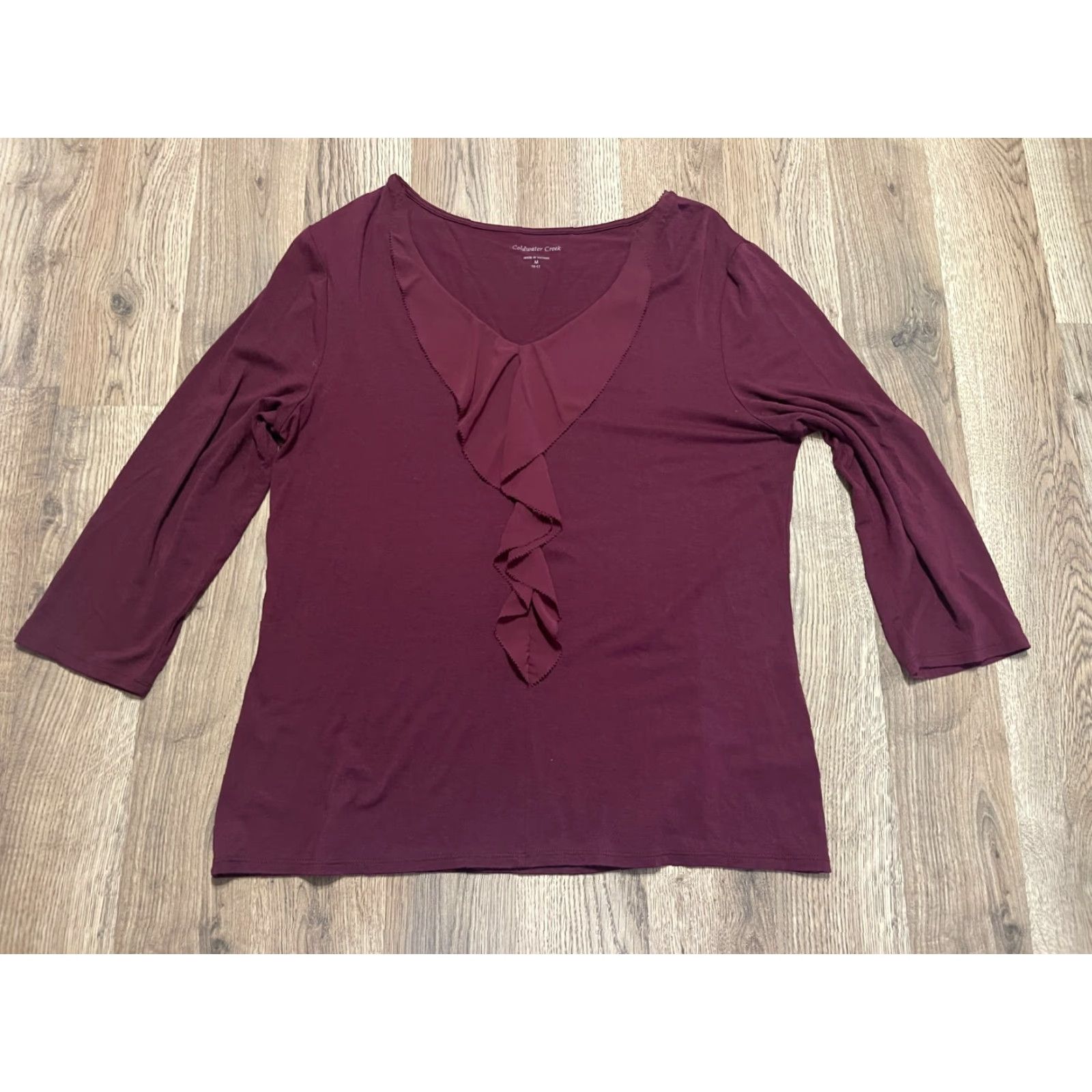 Coldwater Creek Coldwater Creek Women's Shirt Size Medium Maroon V-neck Long Sleeve Ruffles Size M / US 6-8 / IT 42-44 - 2 Thumbnail
