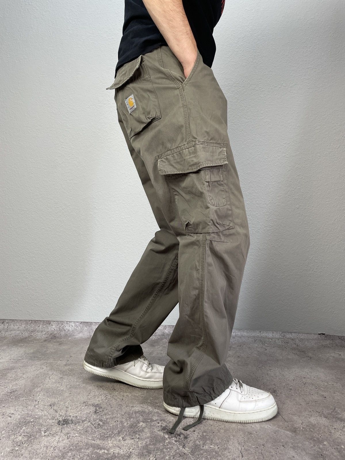 Carhartt Vintage Carhartt Cargo Pants Jeans 00s Style Baggy Fit Size US 32 / EU 48 - 1 Thumbnail