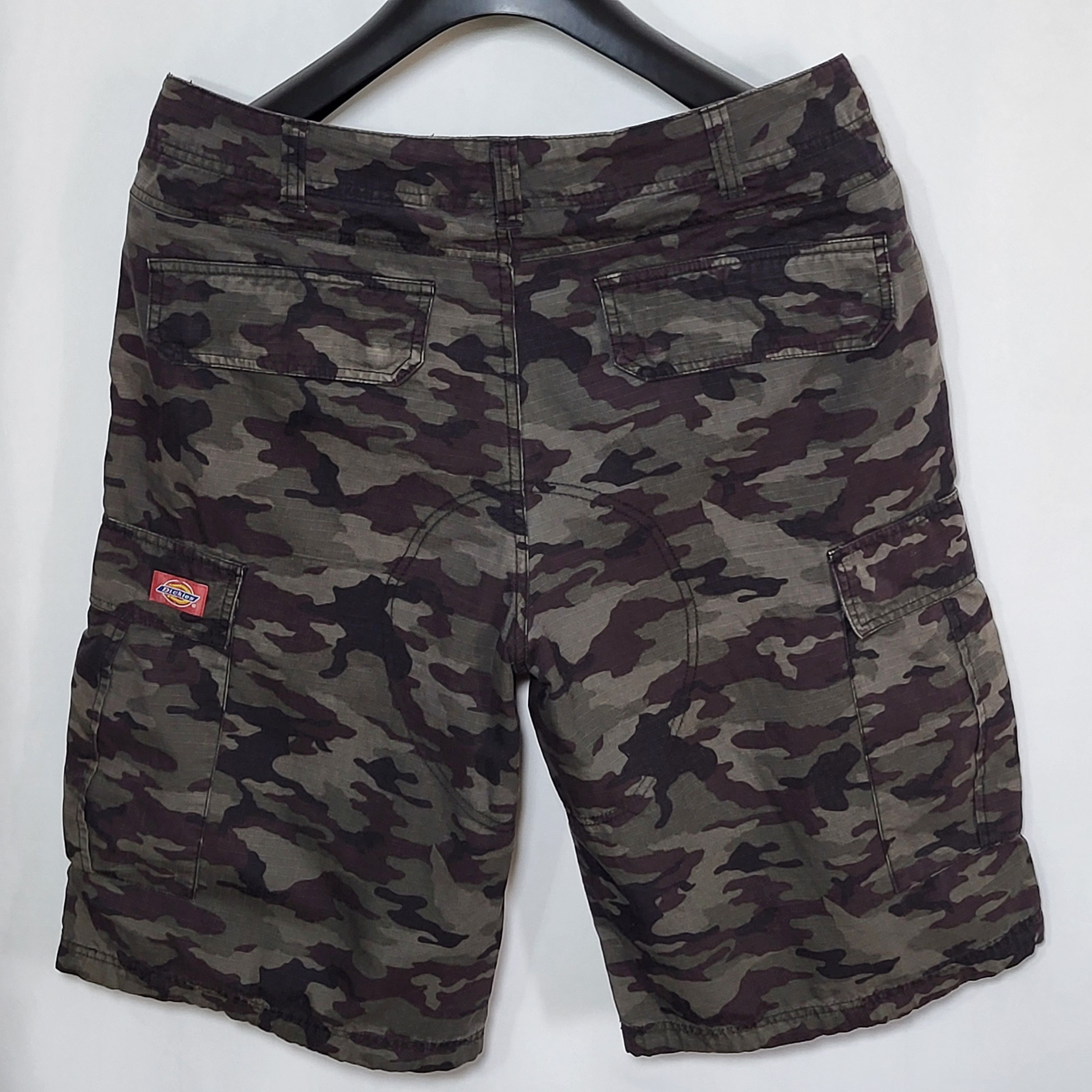 Dickies Dickies Camo Cargo Shorts size 34 Size US 34 / EU 50 - 6 Thumbnail