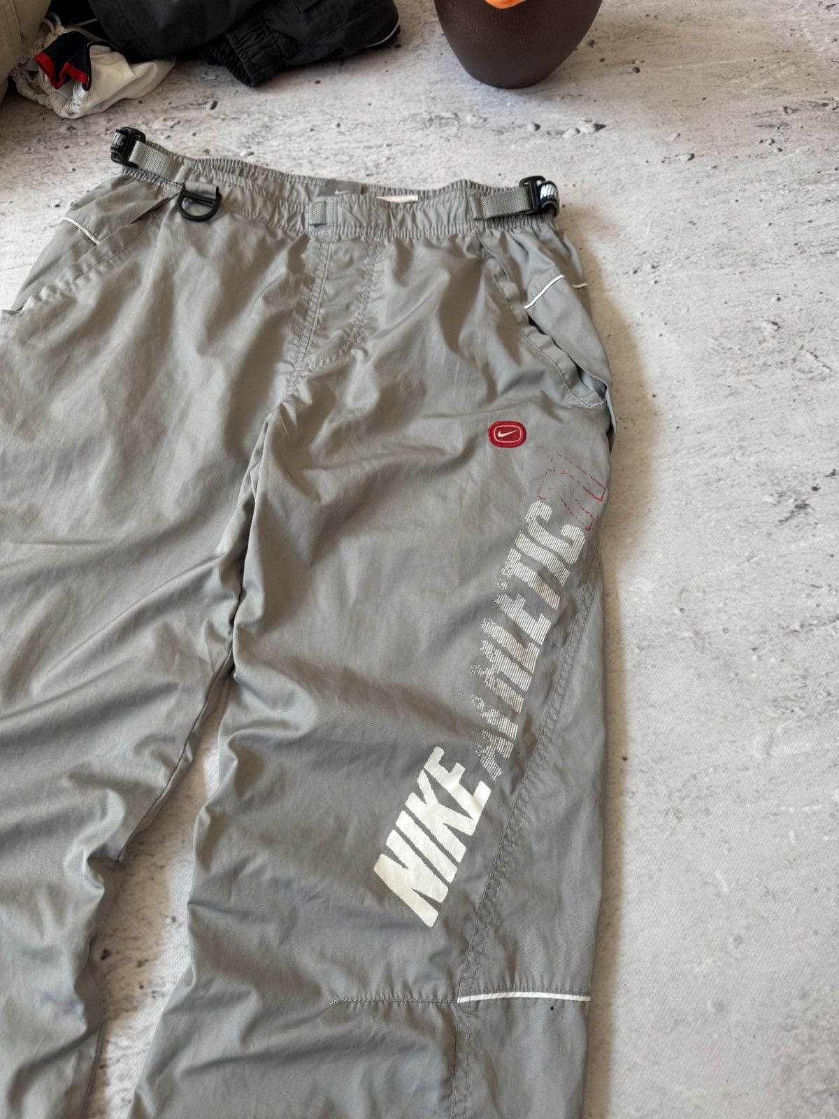 Nike × Vintage NIKE AIR MAX NYLON VINTAGE Y2K BAGGY FIT PANTS SWEATPANTS Size US 32 / EU 48 - 4 Thumbnail
