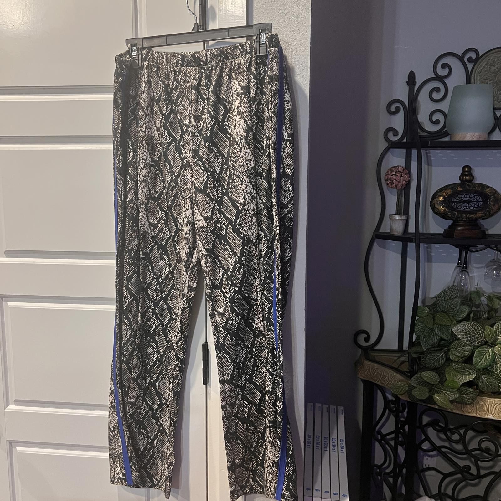 Other Women's Snake Print Joggers with Blue Side Stripes Size 36" / US 14 / IT 50 - 4 Thumbnail