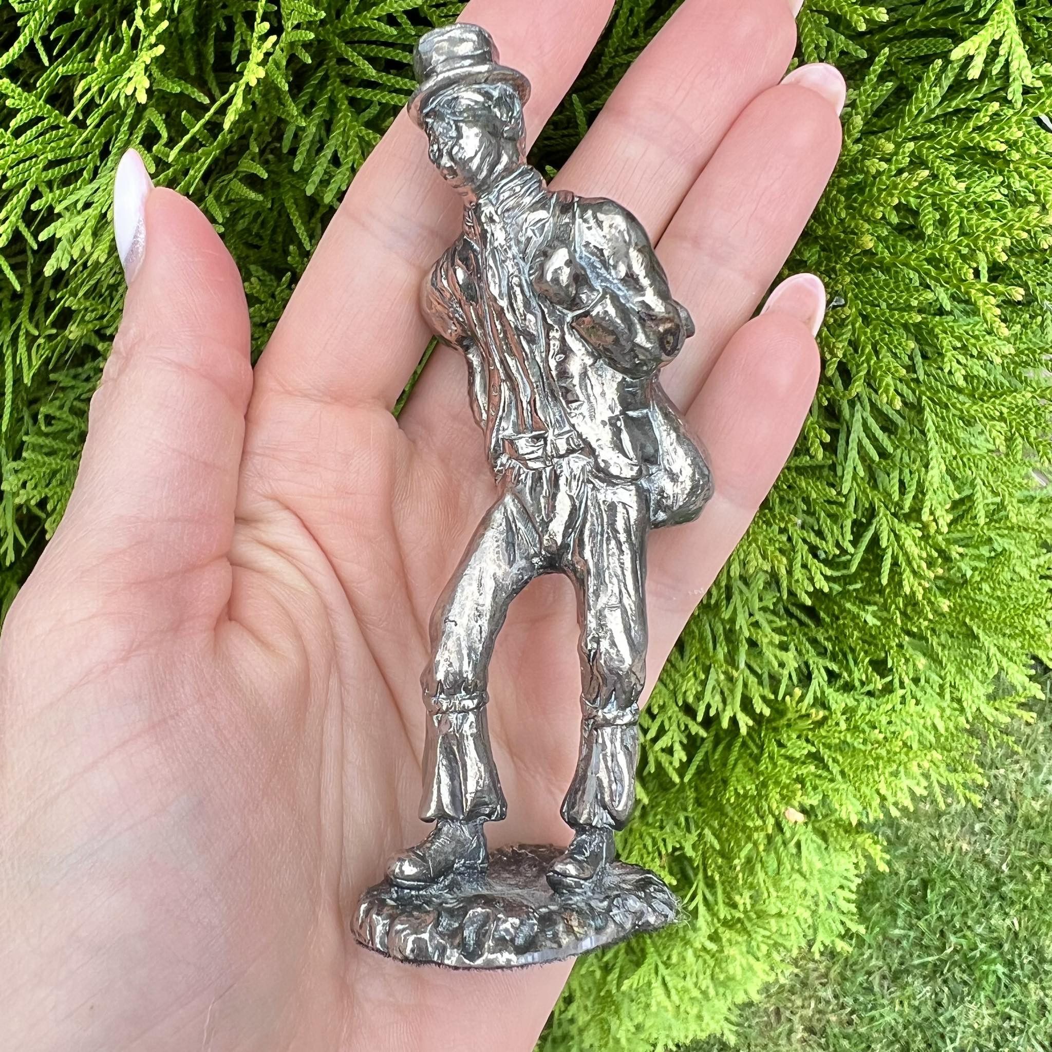 Vintage Vintage Silver Plated Figure Traveler with Bag Made in Italy Size ONE SIZE - 6 Thumbnail