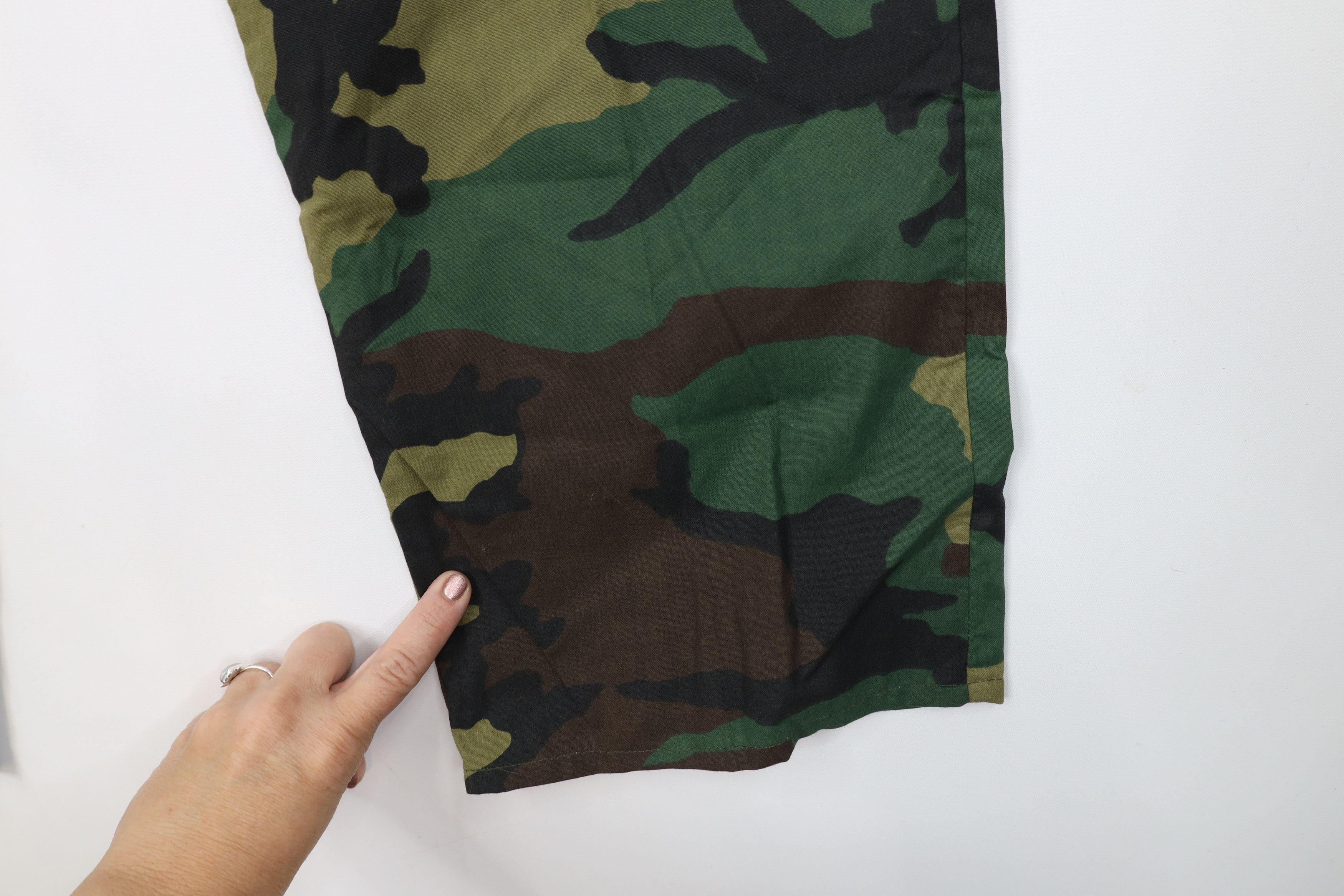 Vintage Vintage 70s 80s Streetwear Camouflage Utility Wide Leg Pants Size US 36 / EU 52 - 5 Thumbnail