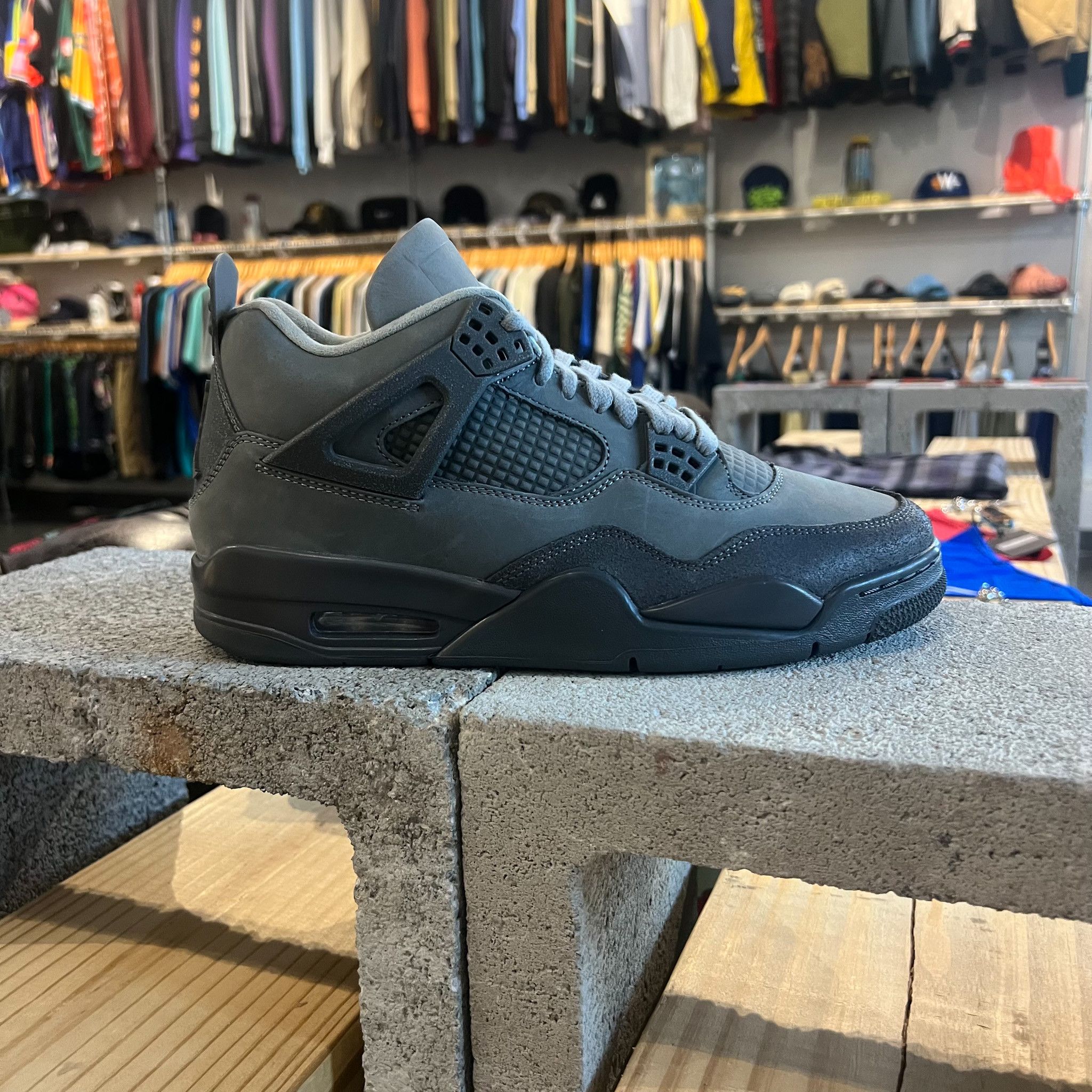 Size 9.5 • Jordan 4 Retro SE Paris Olympics Wet Cement
