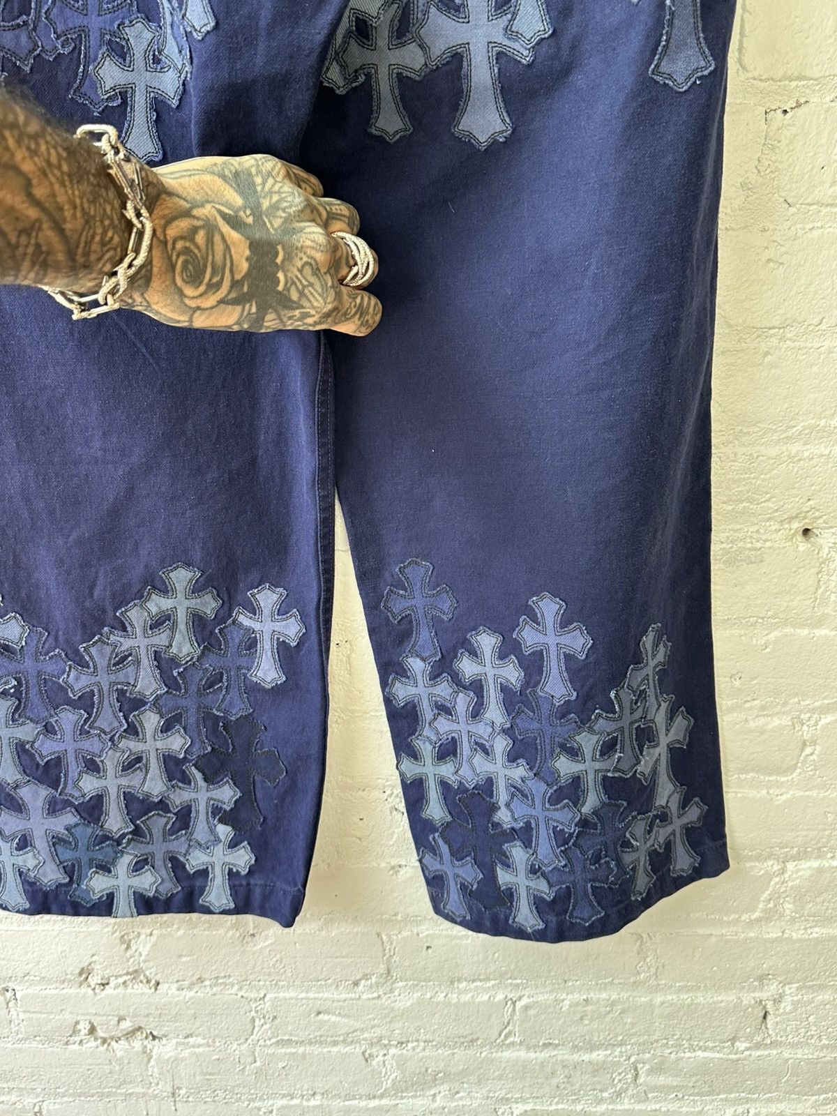 Chrome Hearts Chrome Hearts 100 CROSS FLOODED PATCH JEANS FRENCH 31 32 Size US 31 - 5 Thumbnail