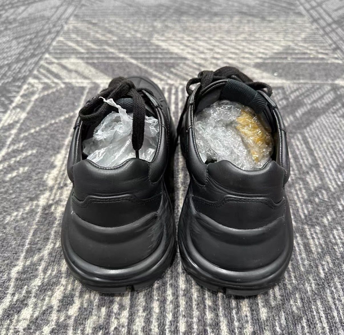 Gucci Gucci Rhyton Black And White Bat Dad Shoes J42 Size US 5.5 / IT 35.5 - 3 Thumbnail