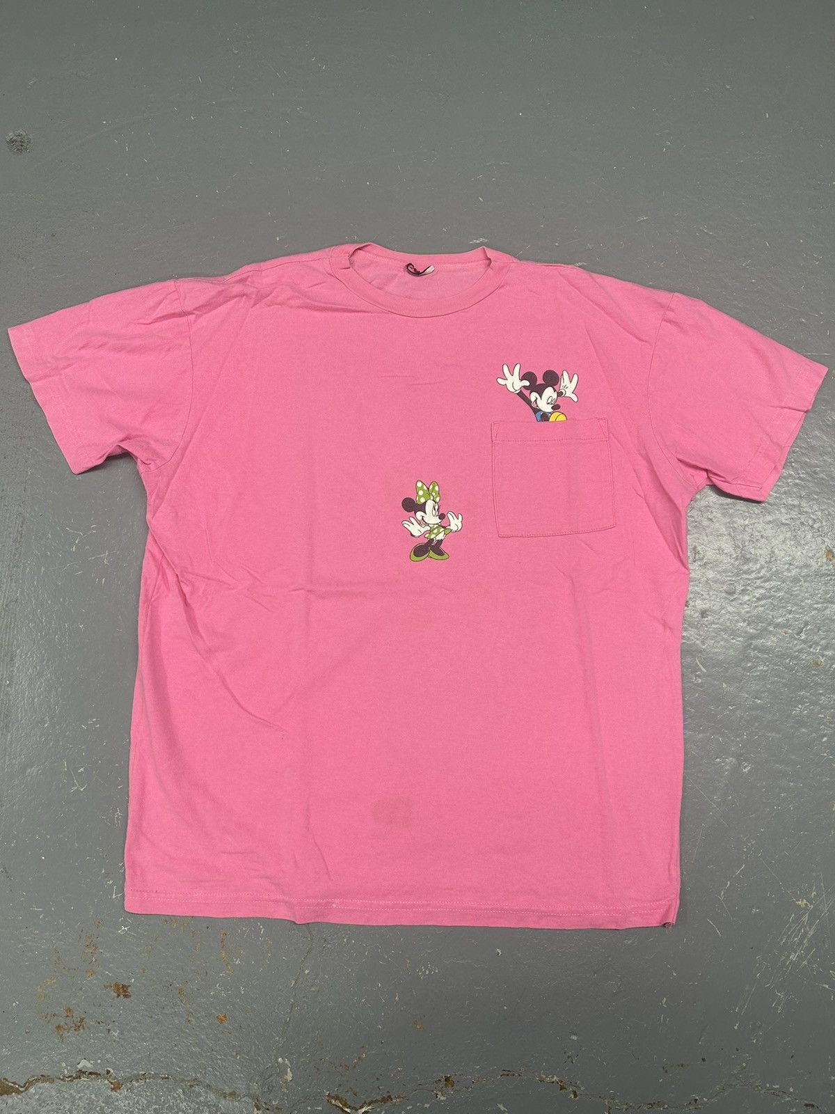 Disney × Mickey Mouse × Vintage Crazy Vintage 90s Essential Pink Mickey Mouse Pocket T-Shirt Size US XL / EU 56 / 4 - 1 Thumbnail