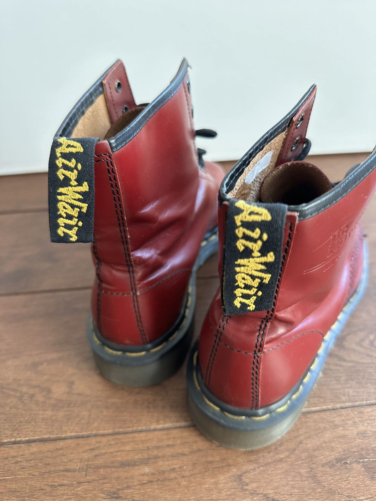 Dr. Martens Dr.Martens 1460 made in England leather burgundy boots Size US 10 / IT 40 - 9 Thumbnail
