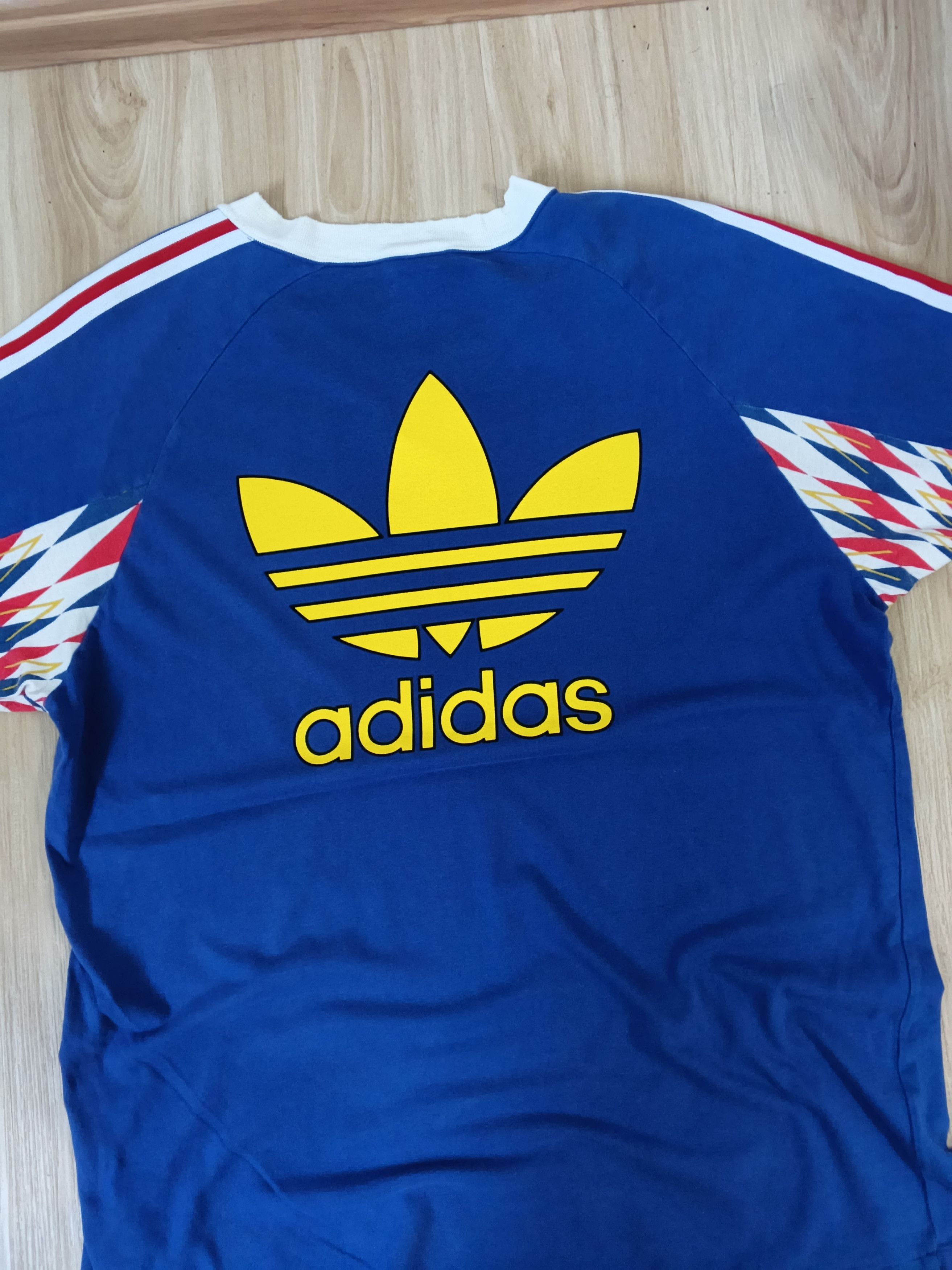 Adidas Vintage Adidas Retro Shirt Short Sleeve Size US L / EU 52-54 / 3 - 4 Thumbnail