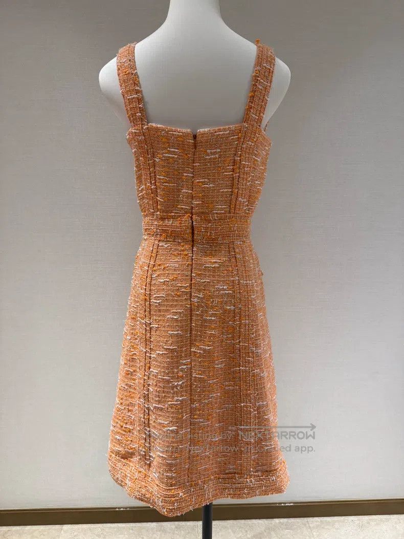 Chanel Chanel 17 Cuban orange tweed dresses Size XS / US 0-2 / IT 36-38 - 2 Thumbnail