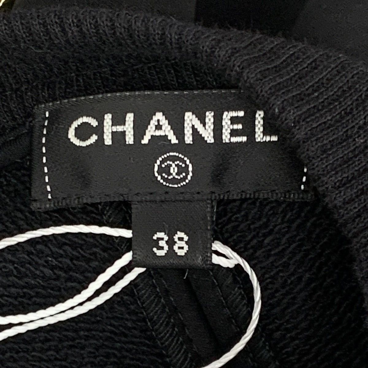 Chanel Chanel Long Sleeve Sweatshirt with Back Button Design K26WX Size M / US 6-8 / IT 42-44 - 7 Thumbnail