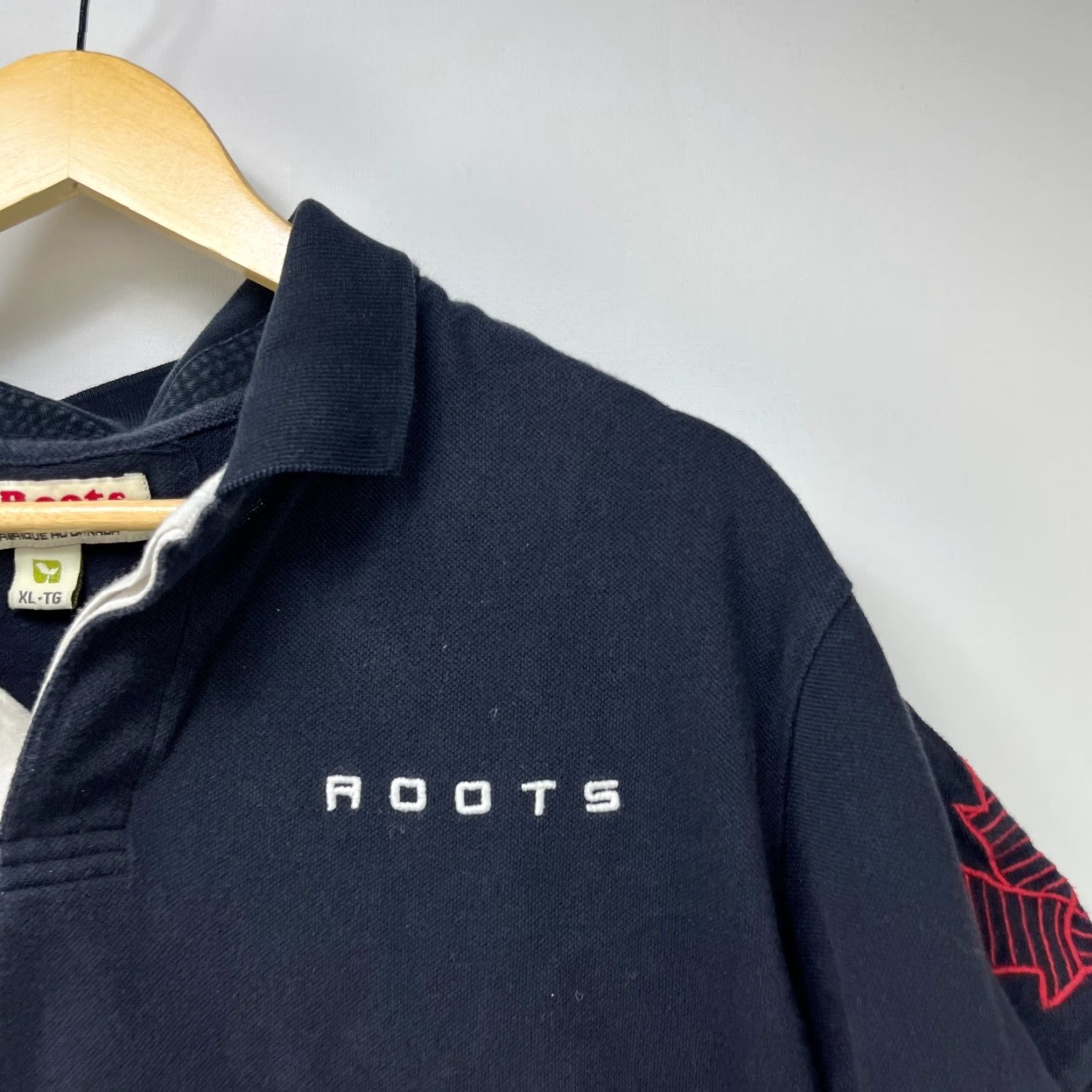 Roots VINTAGE Roots Polo Shirt XL Black 90s Men Size US XL / EU 56 / 4 - 3 Thumbnail