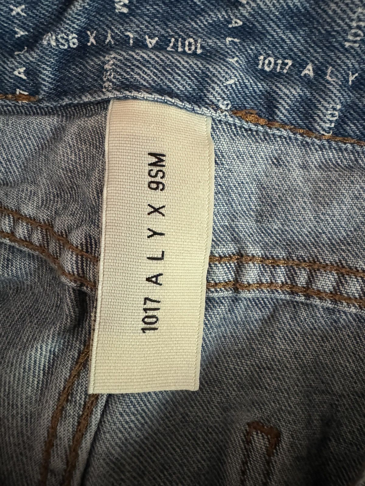 1017 ALYX 9SM Alyx Allover Print Jeans Size US 32 / EU 48 - 3 Thumbnail