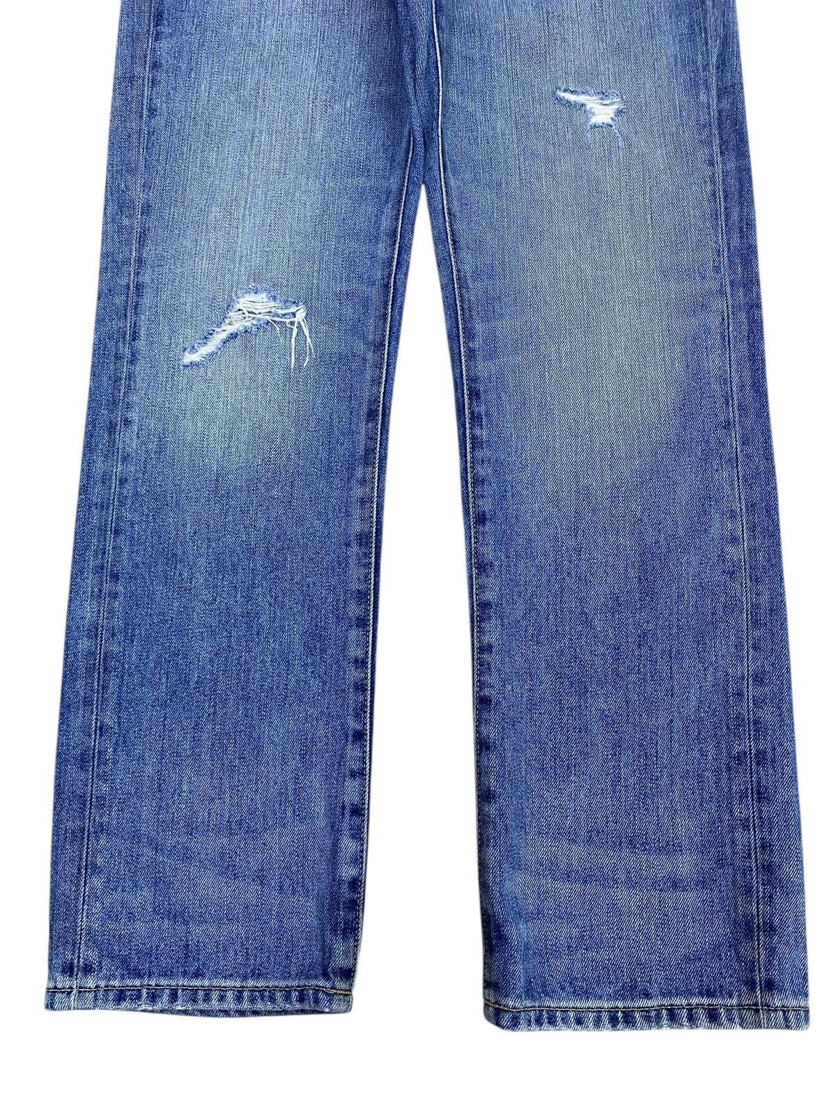 Uniqlo Uniqlo Faded Blue Wash Ripped Style Loose Jeans Size US 32 / EU 48 - 9 Thumbnail