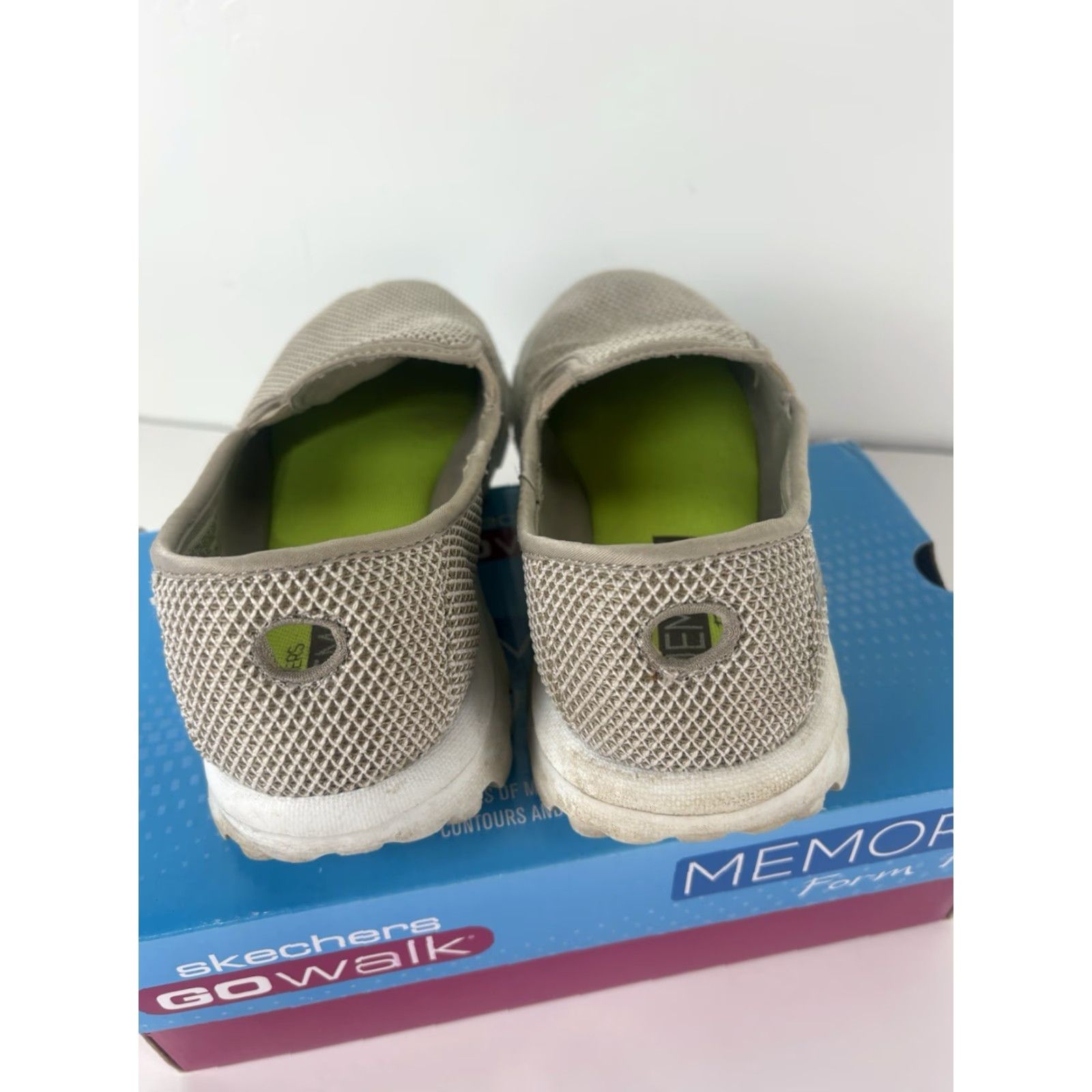SKECHERS Skechers Slip On Sneakers Womens 7.5M Memory Form Fit Go Walk Dazzle Taupe Beige Footwear Sports Size US 8 / IT 38 - 3 Thumbnail