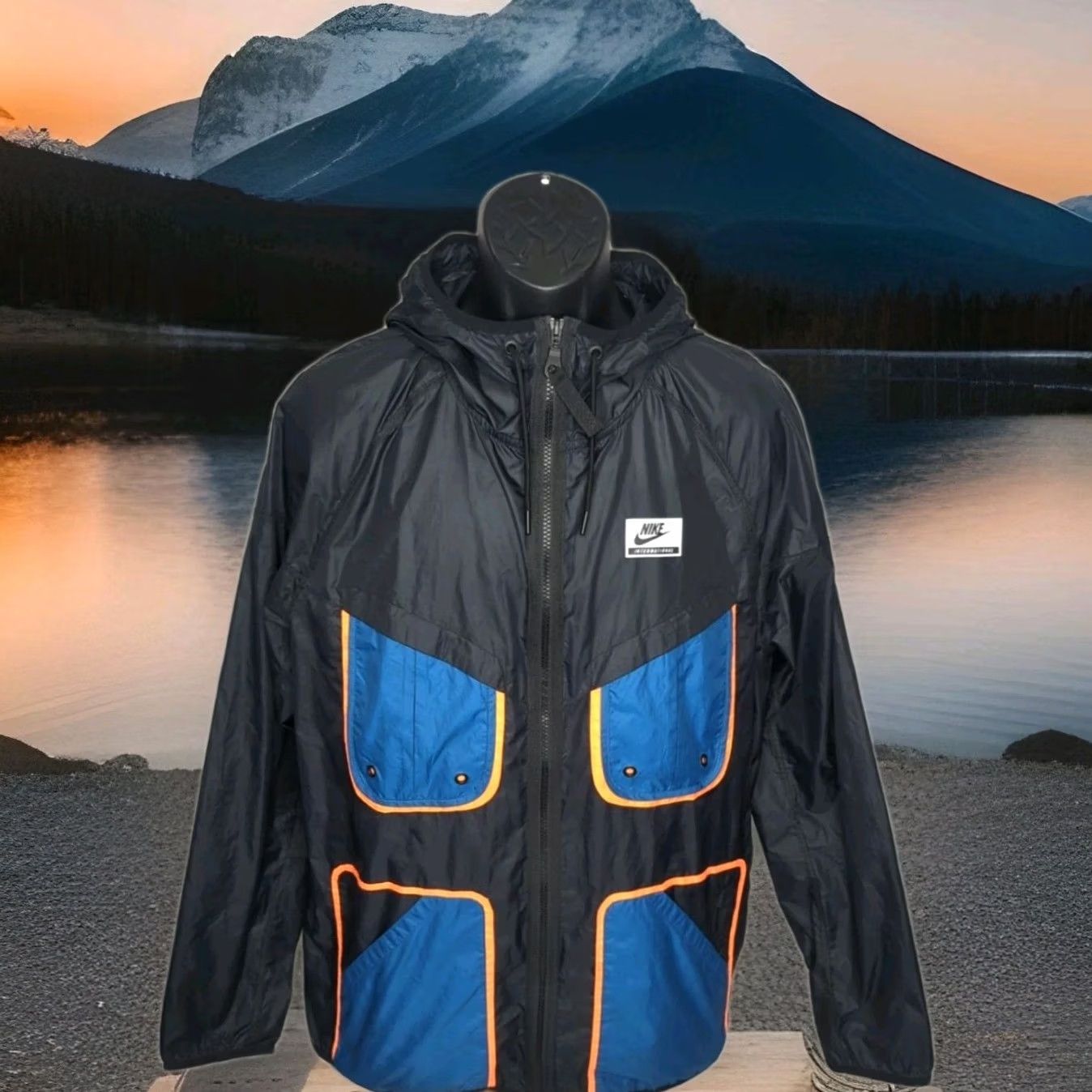 Nike Nike International Windrunner Jacket Black Men Large Training Running Size US L / EU 52-54 / 3 - 4 Thumbnail