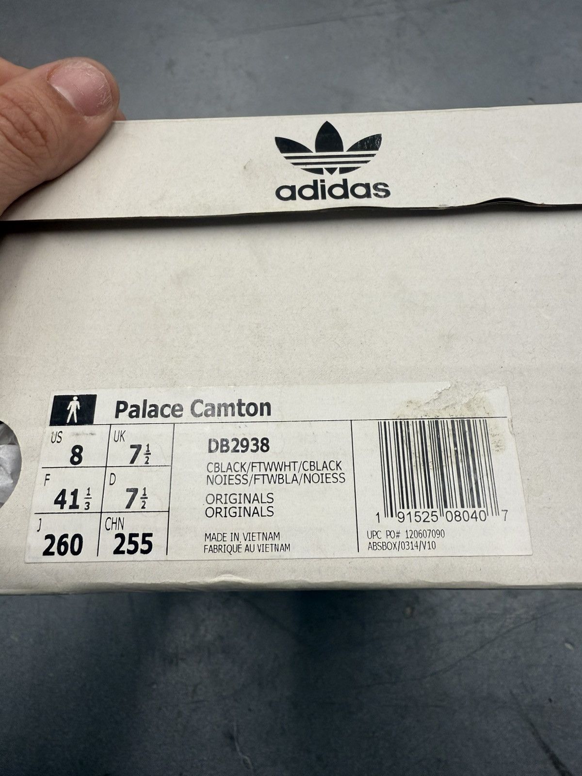 Adidas 2018 Adidas Camton Trainer Palace Black Size US 8 / EU 41 - 12 Thumbnail
